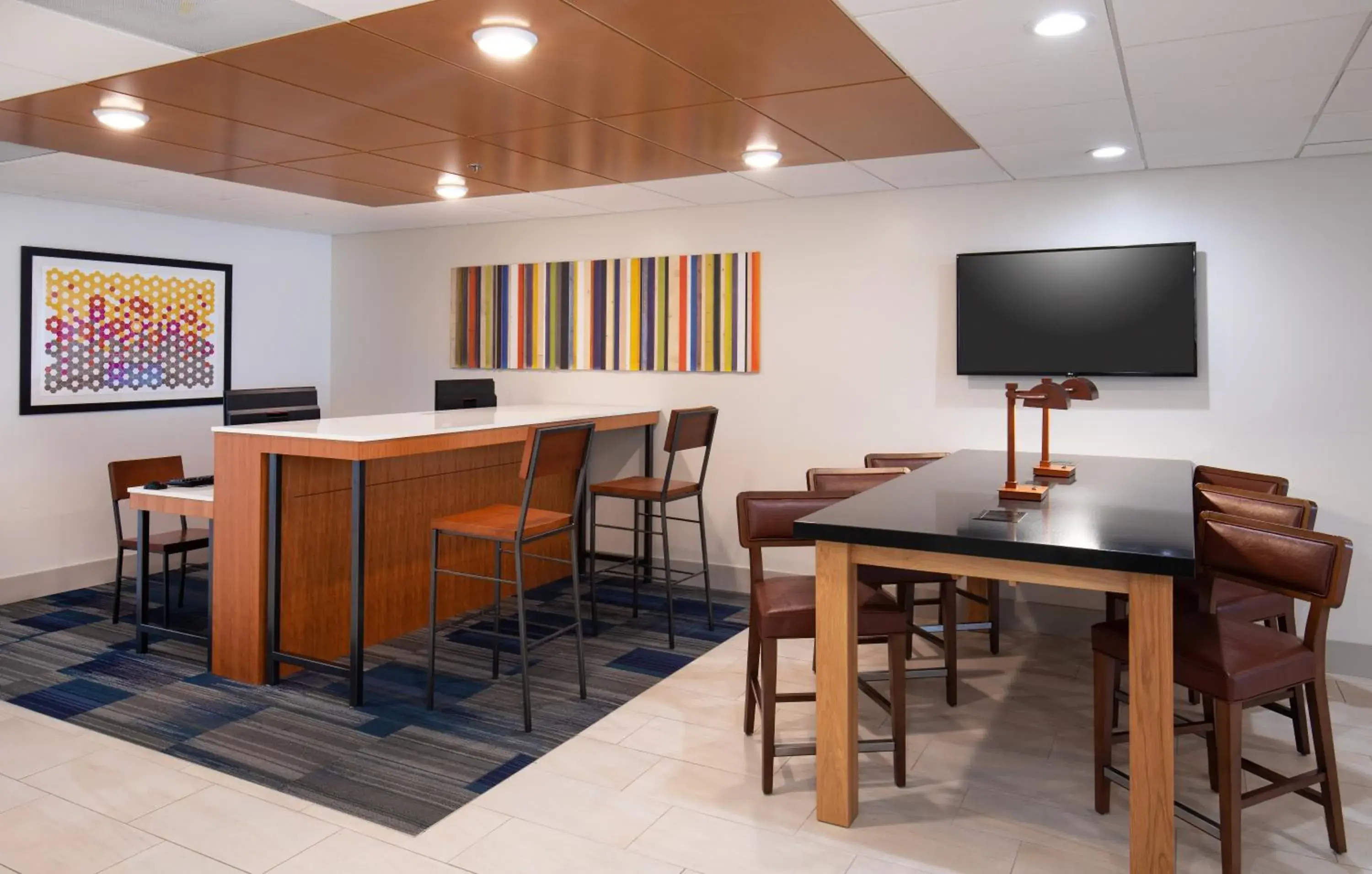 Property building in Holiday Inn Express Chesapeake - Norfolk by IHG Property building in Holiday Inn Express Chesapeake - Norfolk by IHG