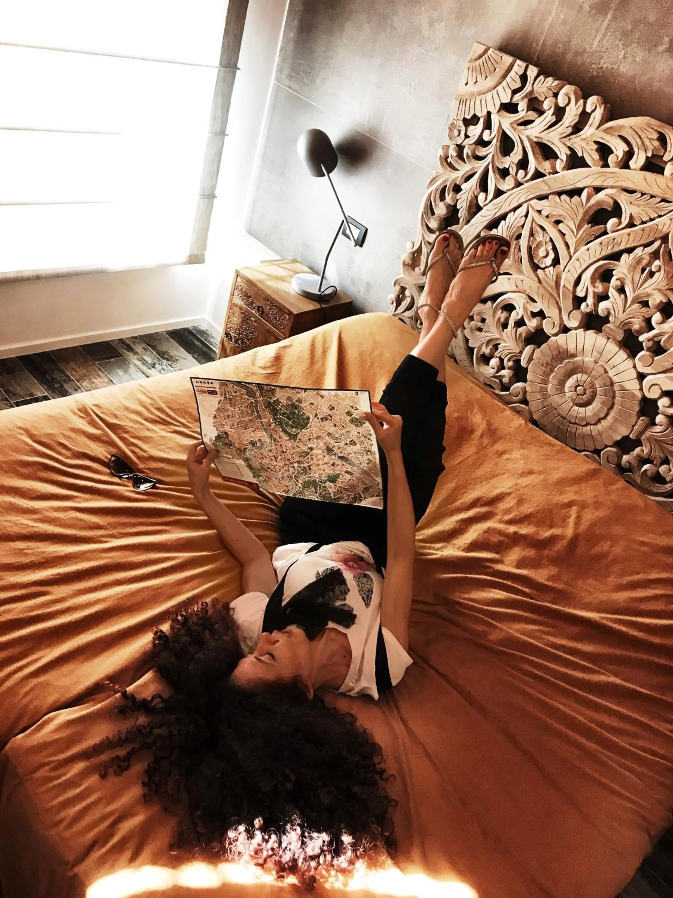 Bedroom in Rosso Cortese