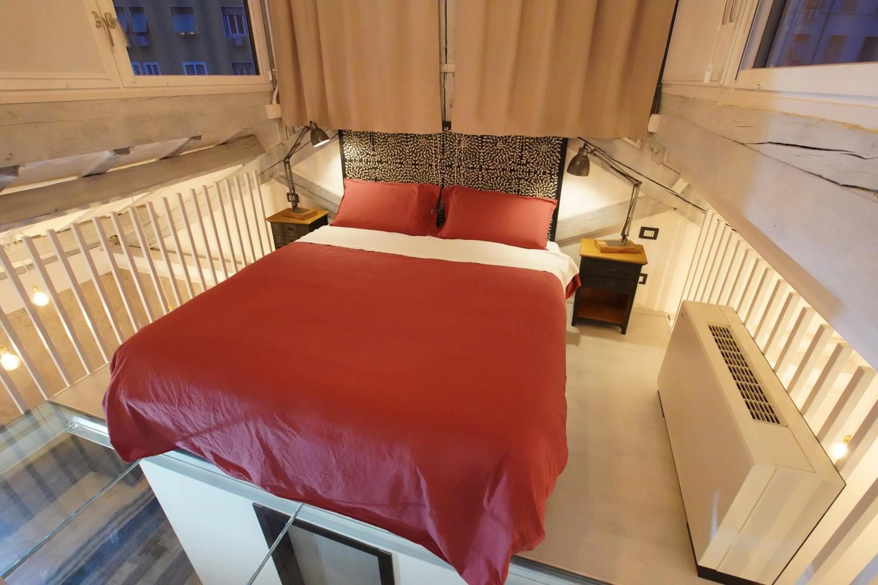 Bedroom, Bed in Rosso Cortese