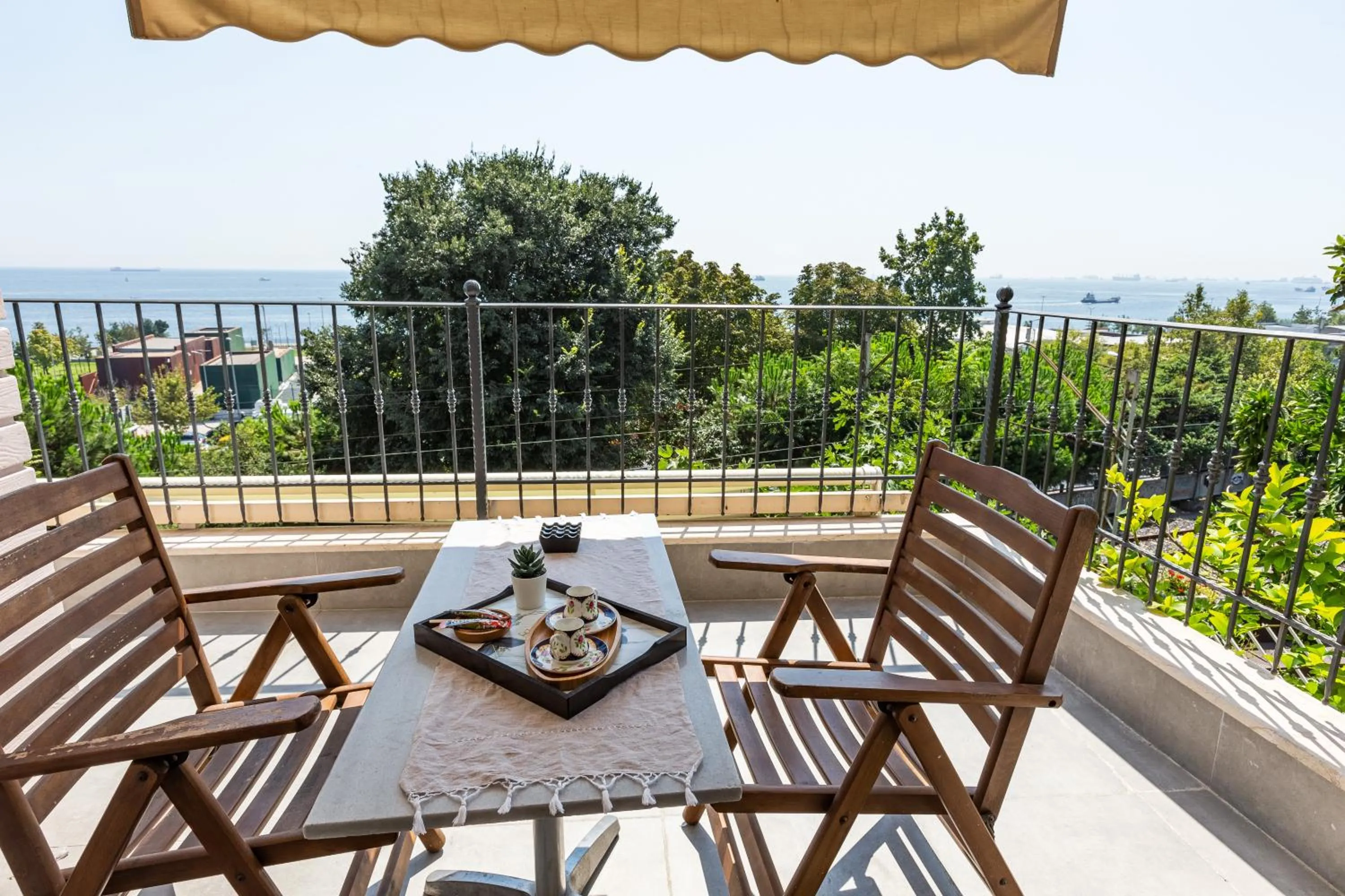 Balcony/Terrace in MENAR HOTEL&SUITES -Old City Sultanahmet