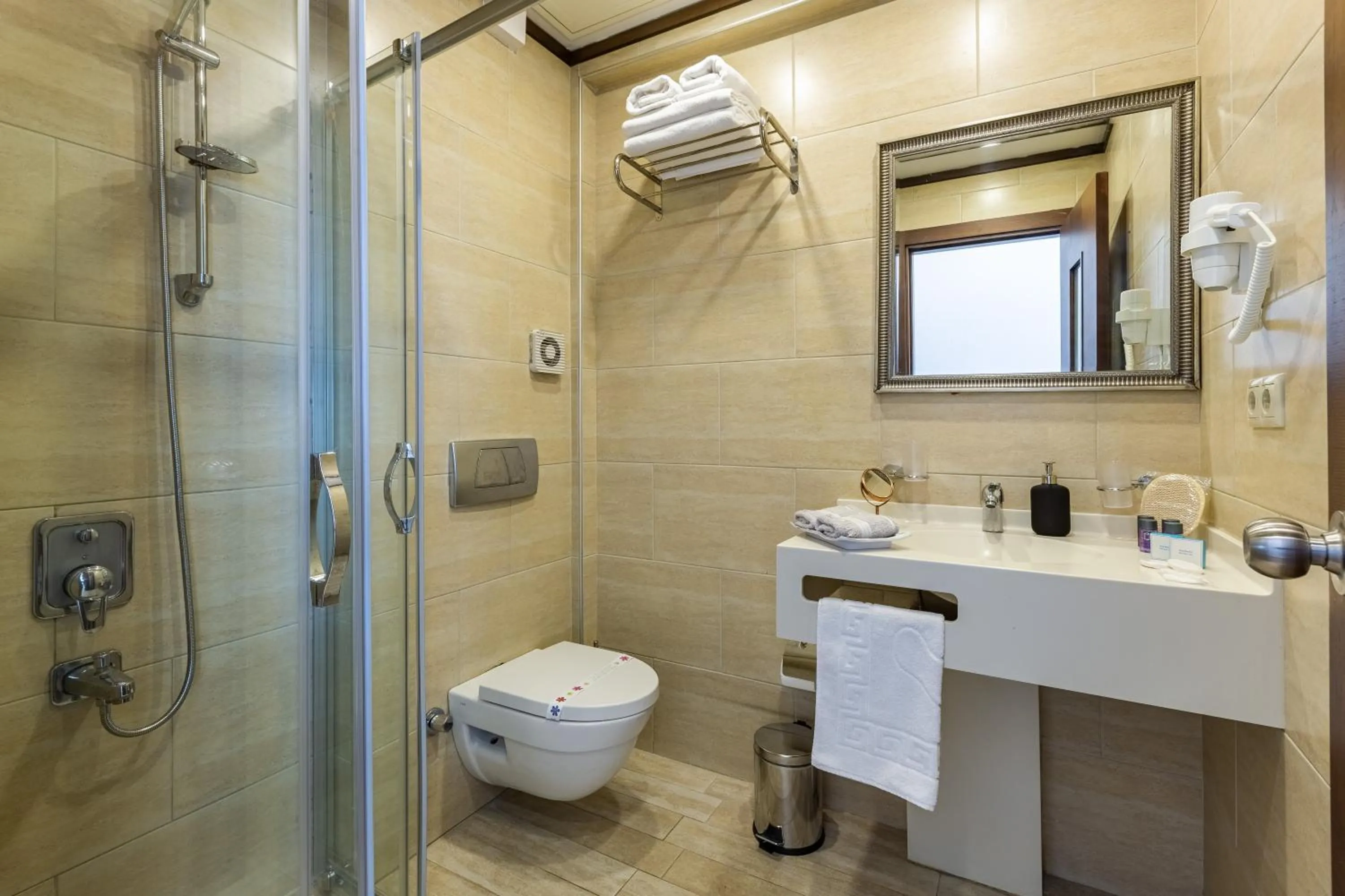 Bathroom in MENAR HOTEL&SUITES -Old City Sultanahmet