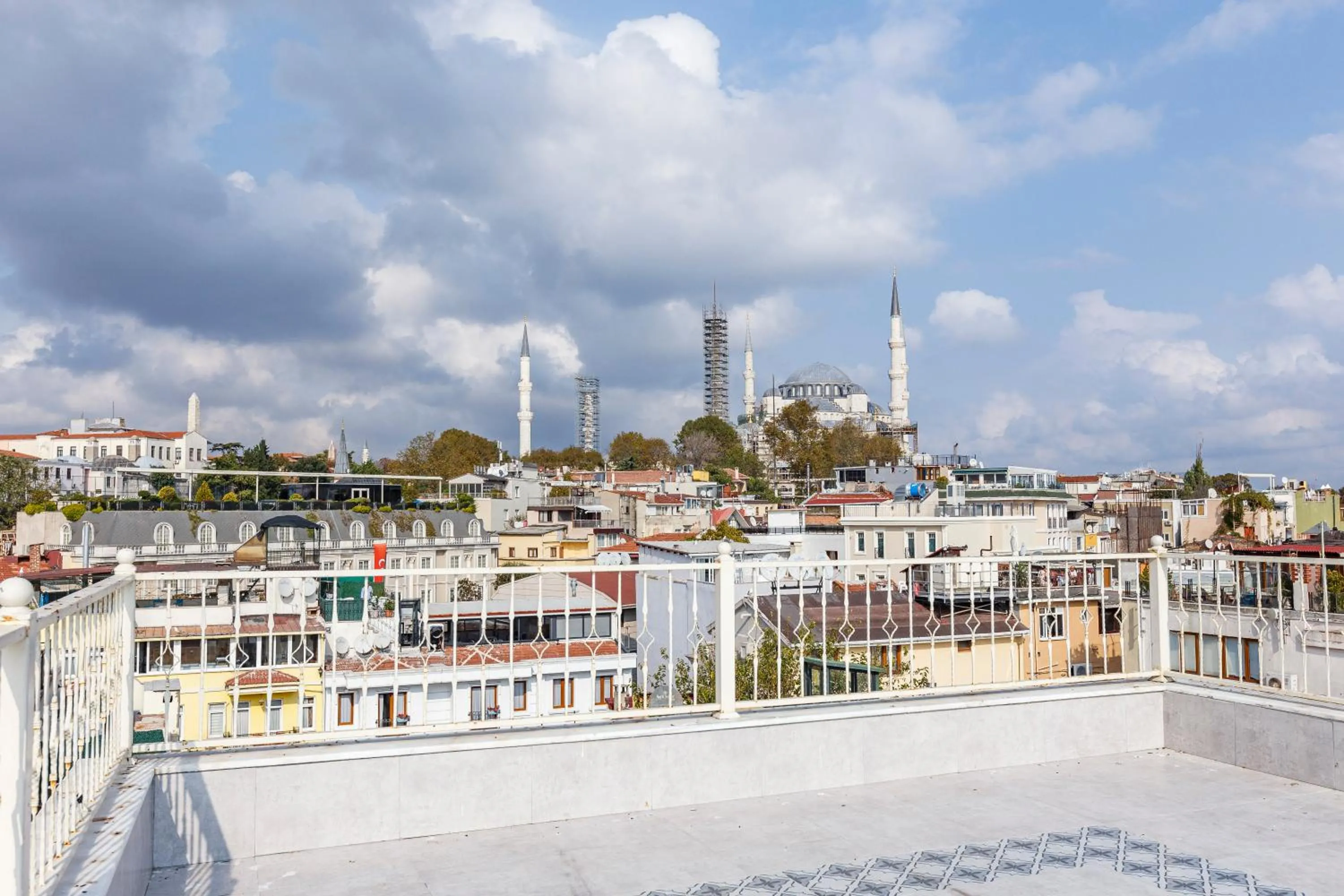 Balcony/Terrace in MENAR HOTEL&SUITES -Old City Sultanahmet