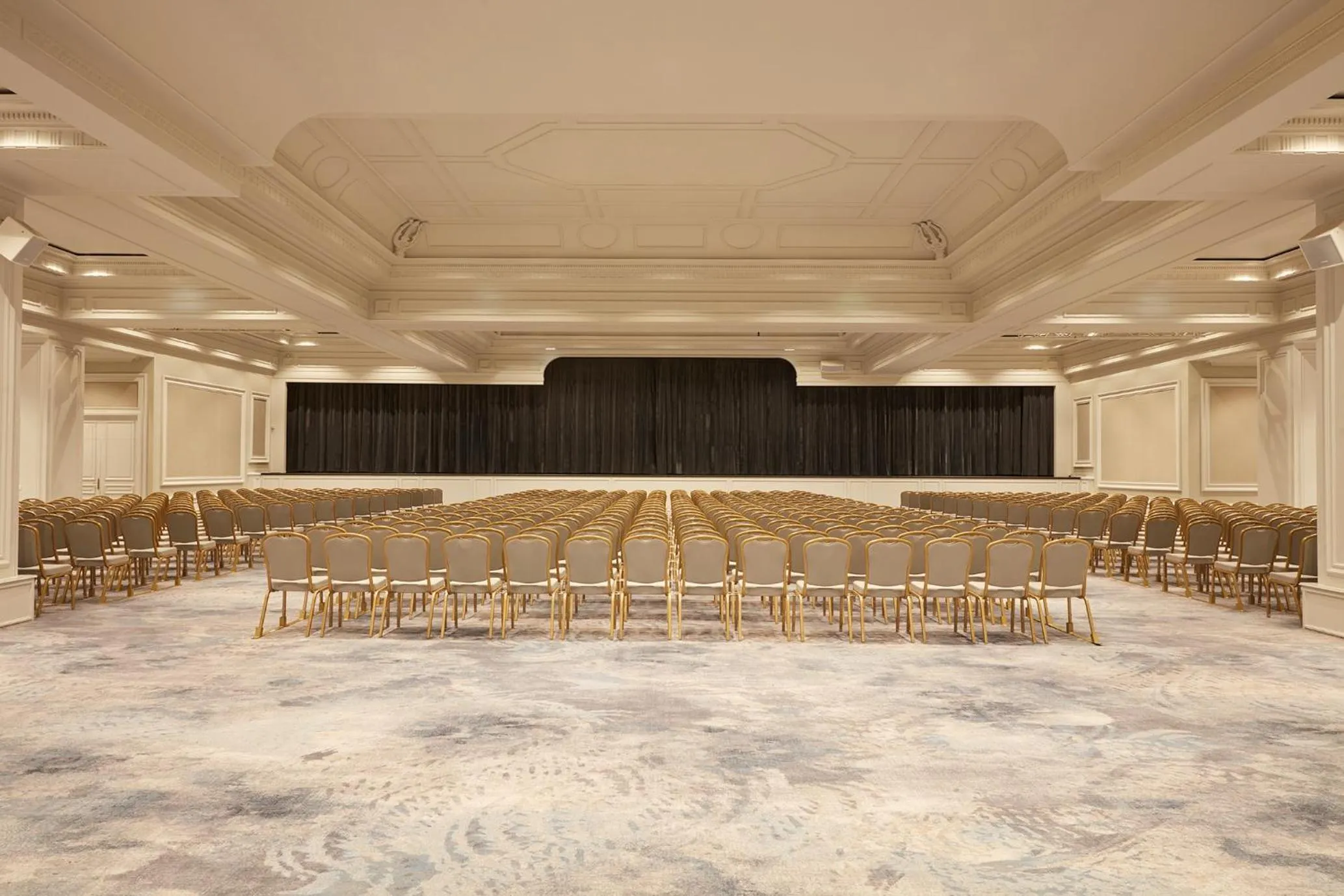 Meeting/conference room in Hyatt Regency Nice Palais de la Méditerranée