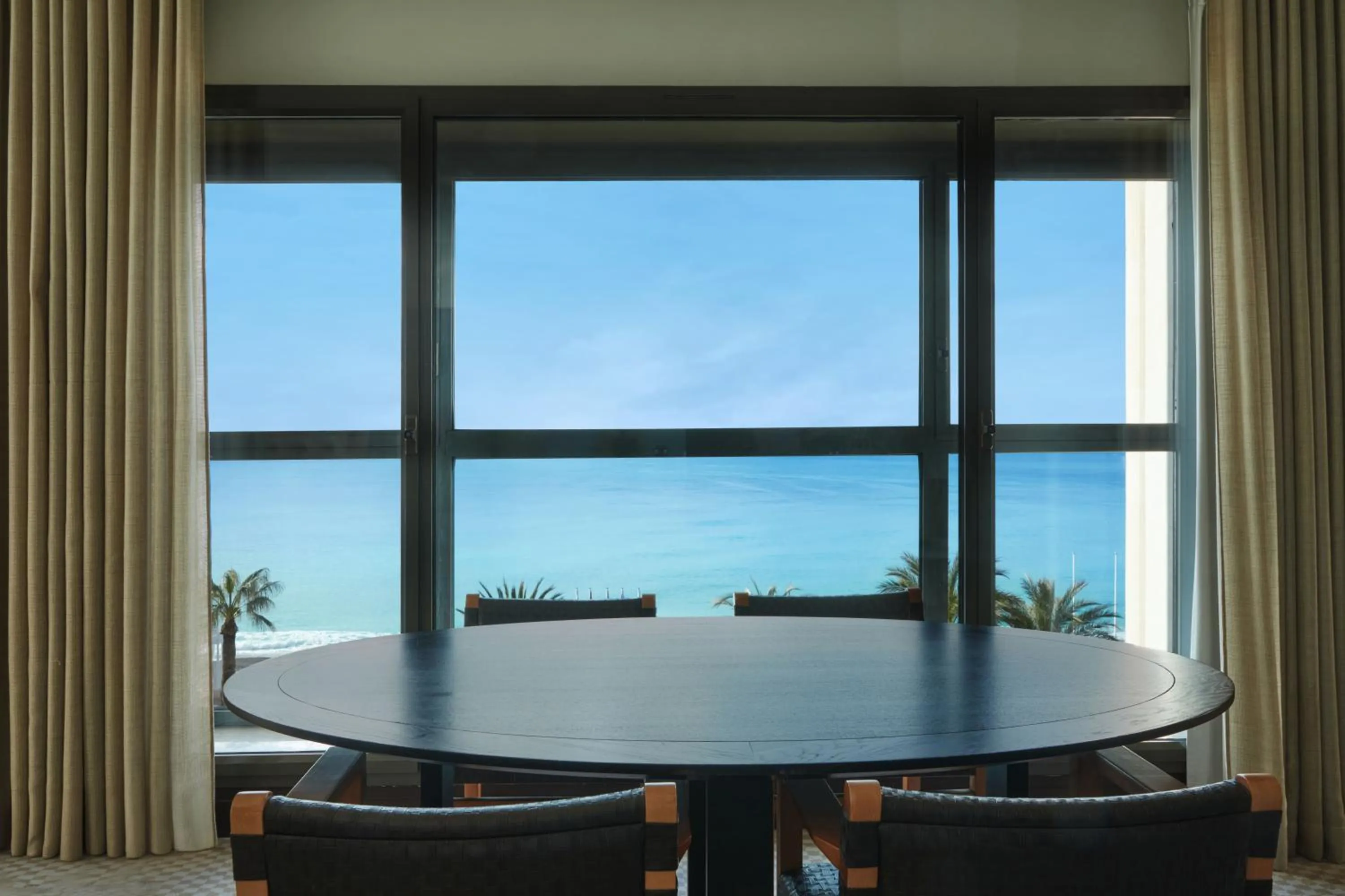 Living room in Hyatt Regency Nice Palais de la Méditerranée