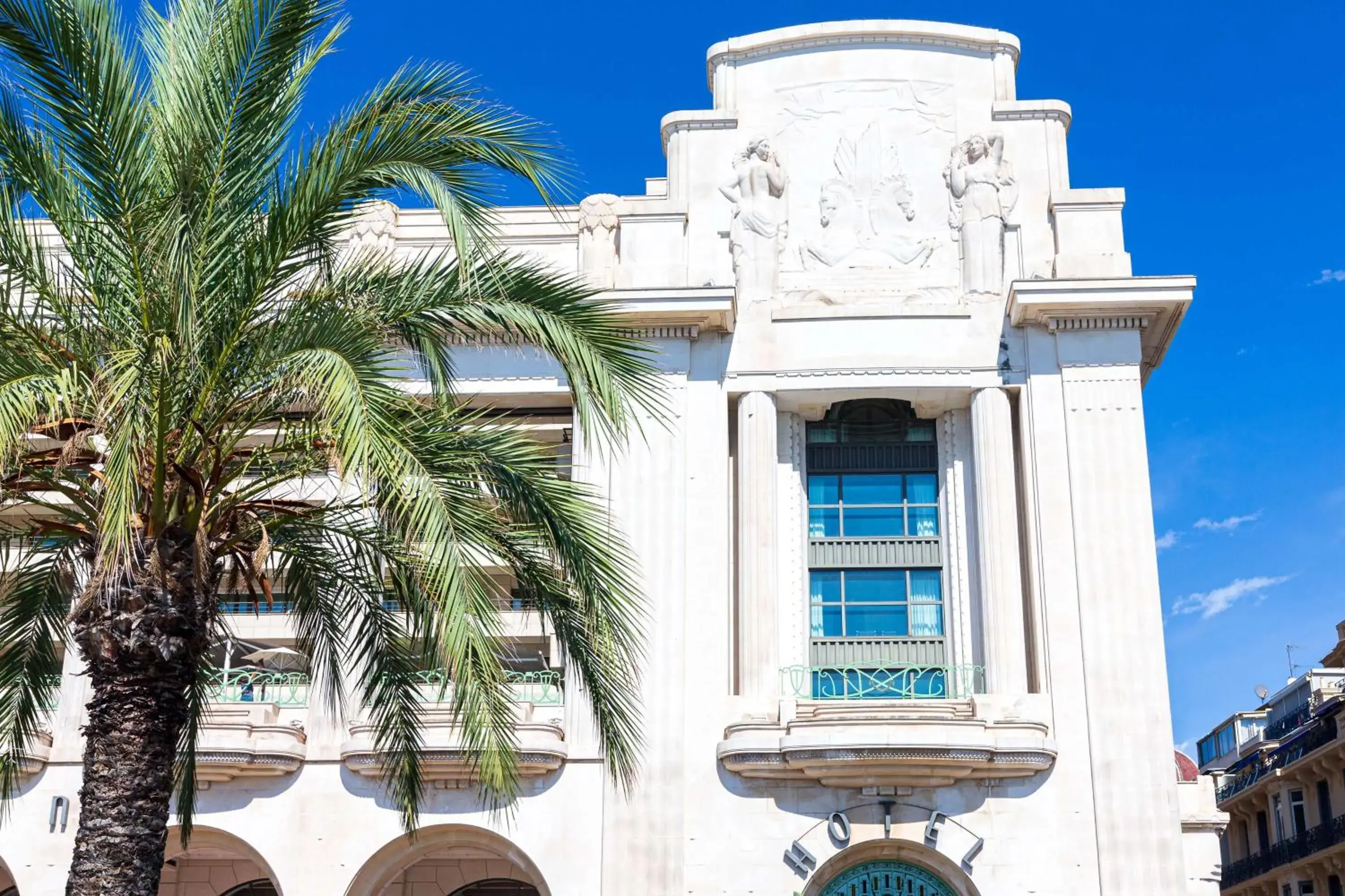 Property building in Hyatt Regency Nice Palais de la Méditerranée Property building in Hyatt Regency Nice Palais de la Méditerranée