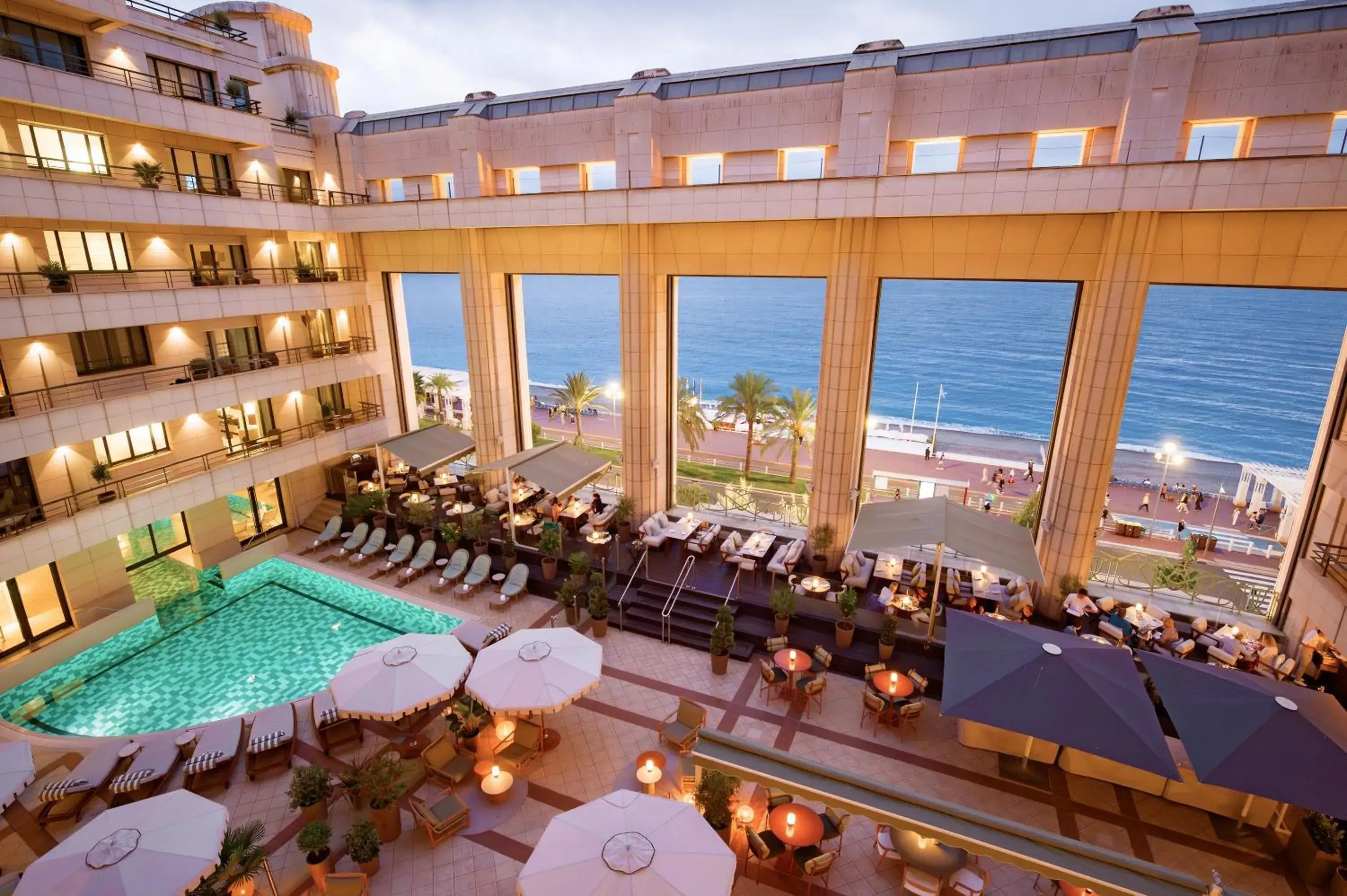Pool view in Hyatt Regency Nice Palais de la Méditerranée Pool view in Hyatt Regency Nice Palais de la Méditerranée