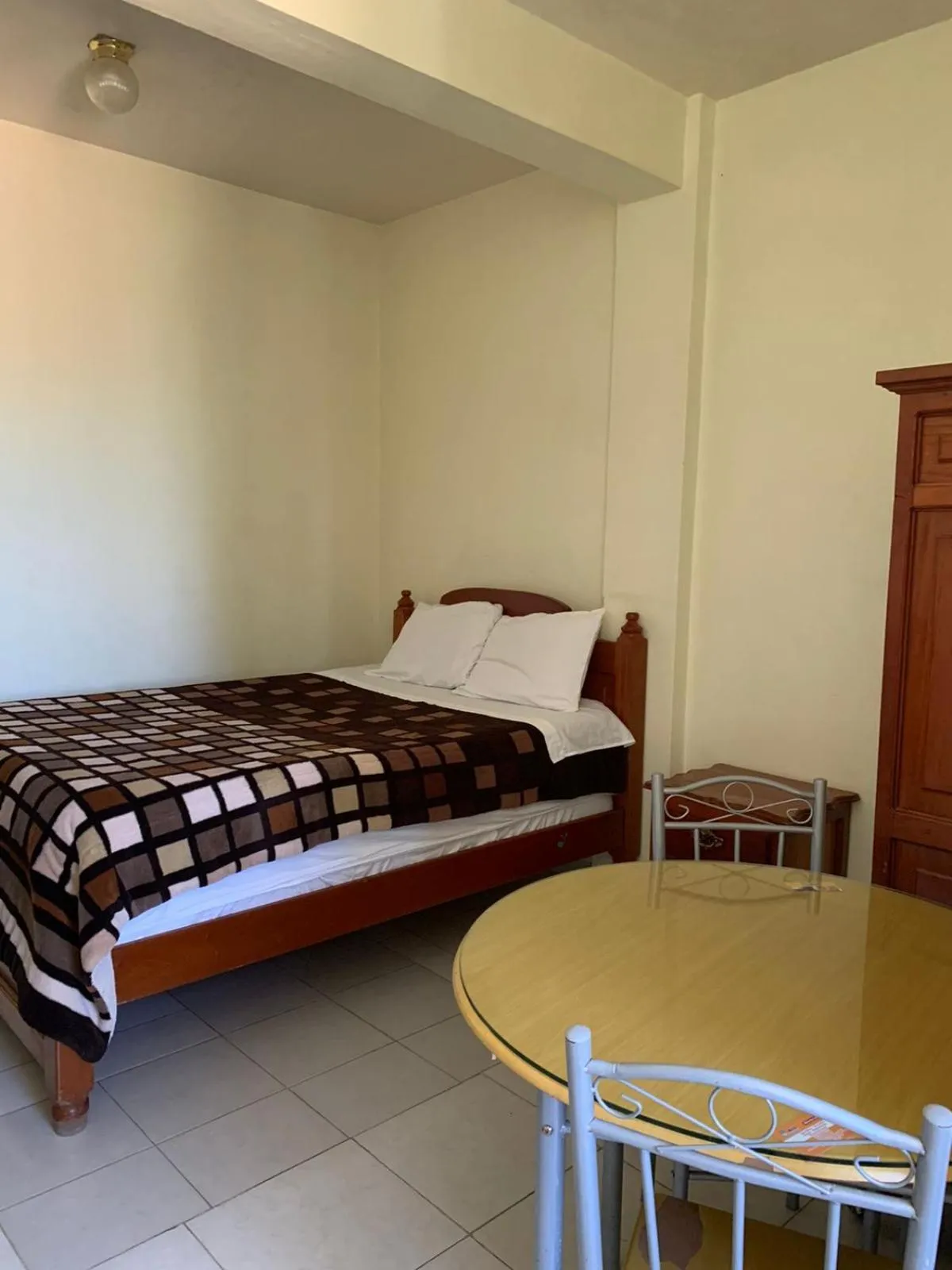 Bed in Hotel Renacimiento