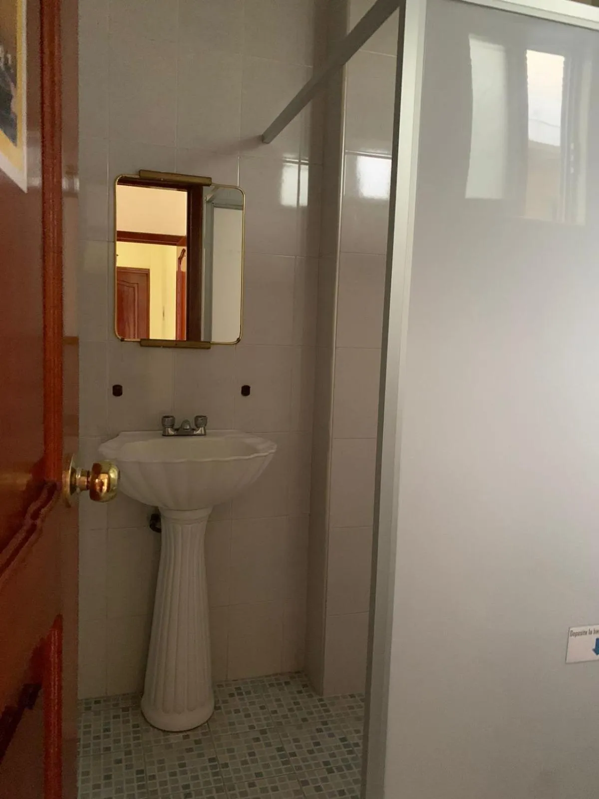 Bathroom in Hotel Renacimiento