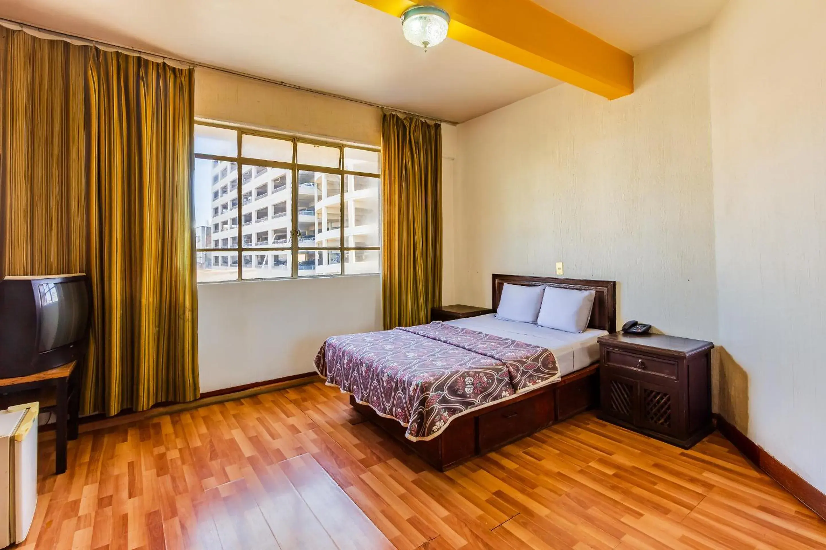 Bedroom, Bed in Capital O Nueva Galicia, Guadalajara centro downtown Bedroom, Bed in Capital O Nueva Galicia, Guadalajara centro downtown