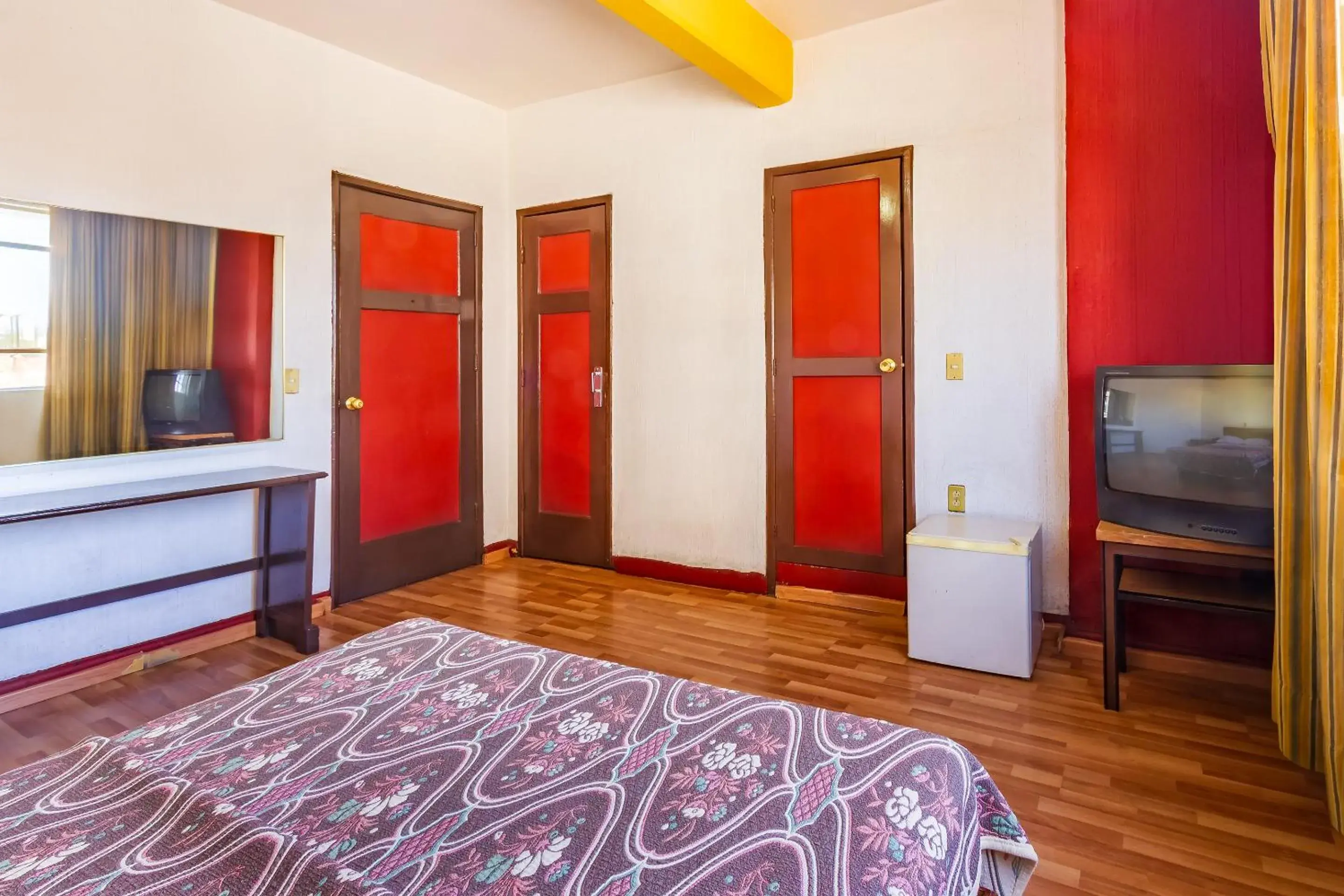 Bedroom, Bed in Capital O Nueva Galicia, Guadalajara centro downtown Bedroom, Bed in Capital O Nueva Galicia, Guadalajara centro downtown