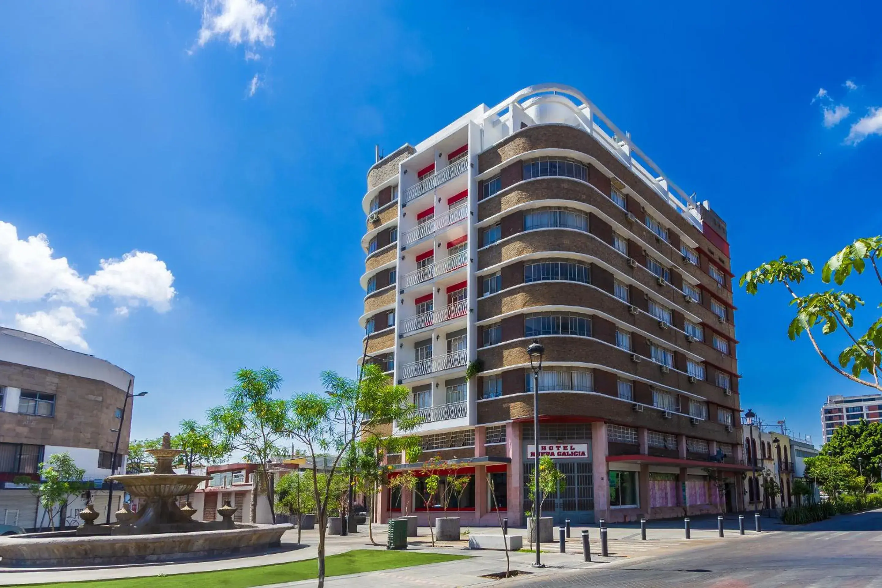 Property building in Capital O Nueva Galicia, Guadalajara centro downtown Property building in Capital O Nueva Galicia, Guadalajara centro downtown