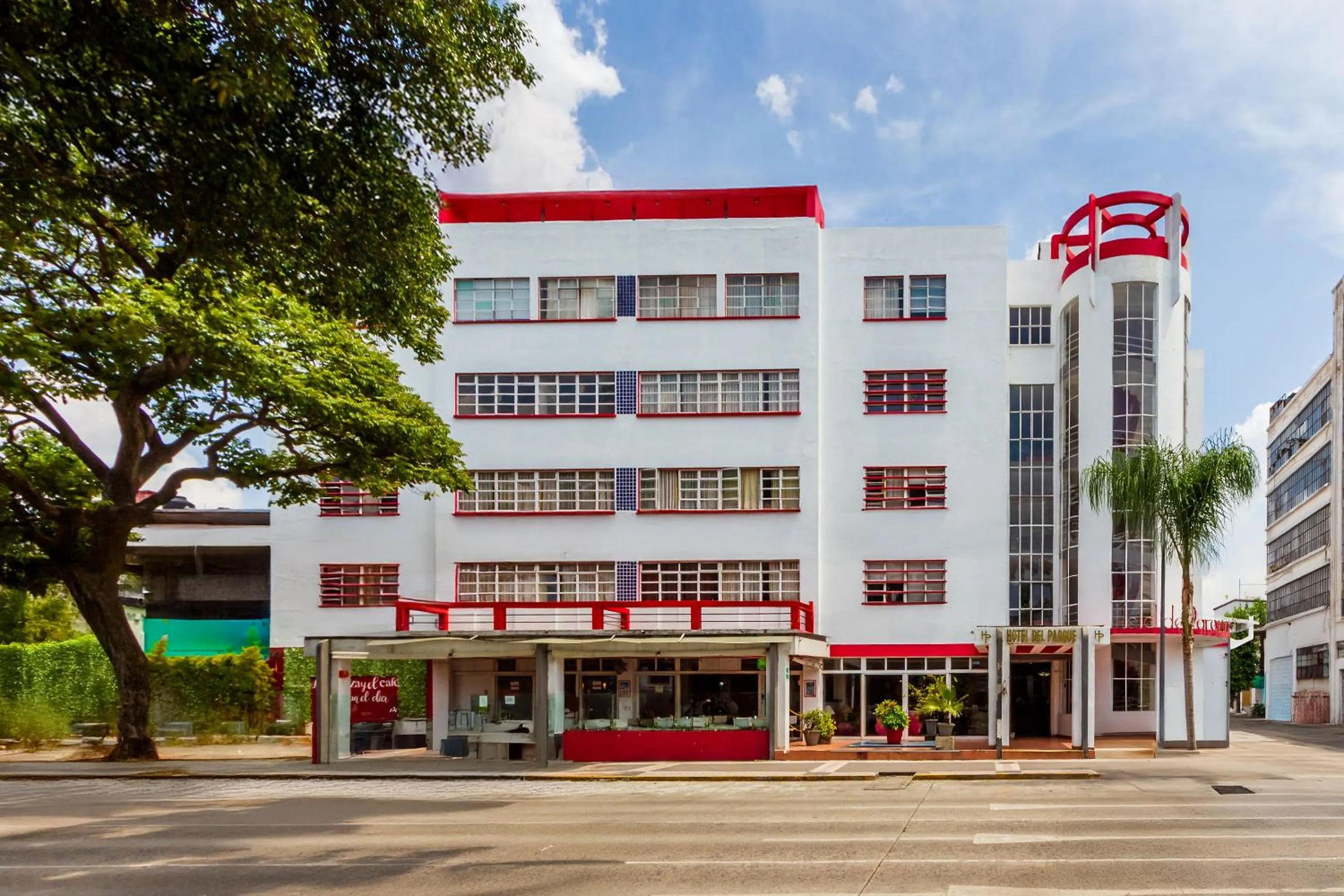 Property building in OYO Hotel Del Parque