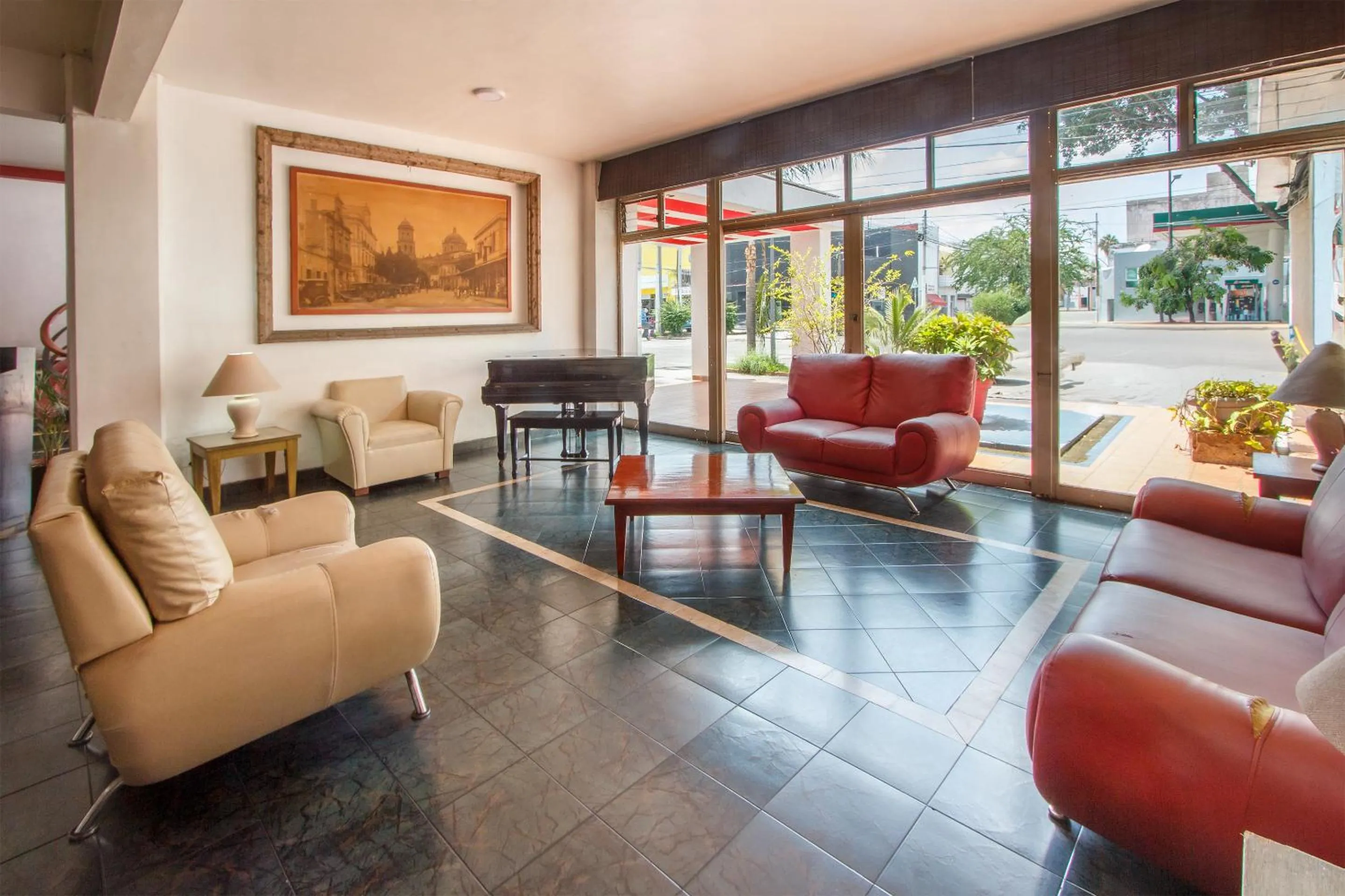 Lobby or reception in OYO Hotel Del Parque