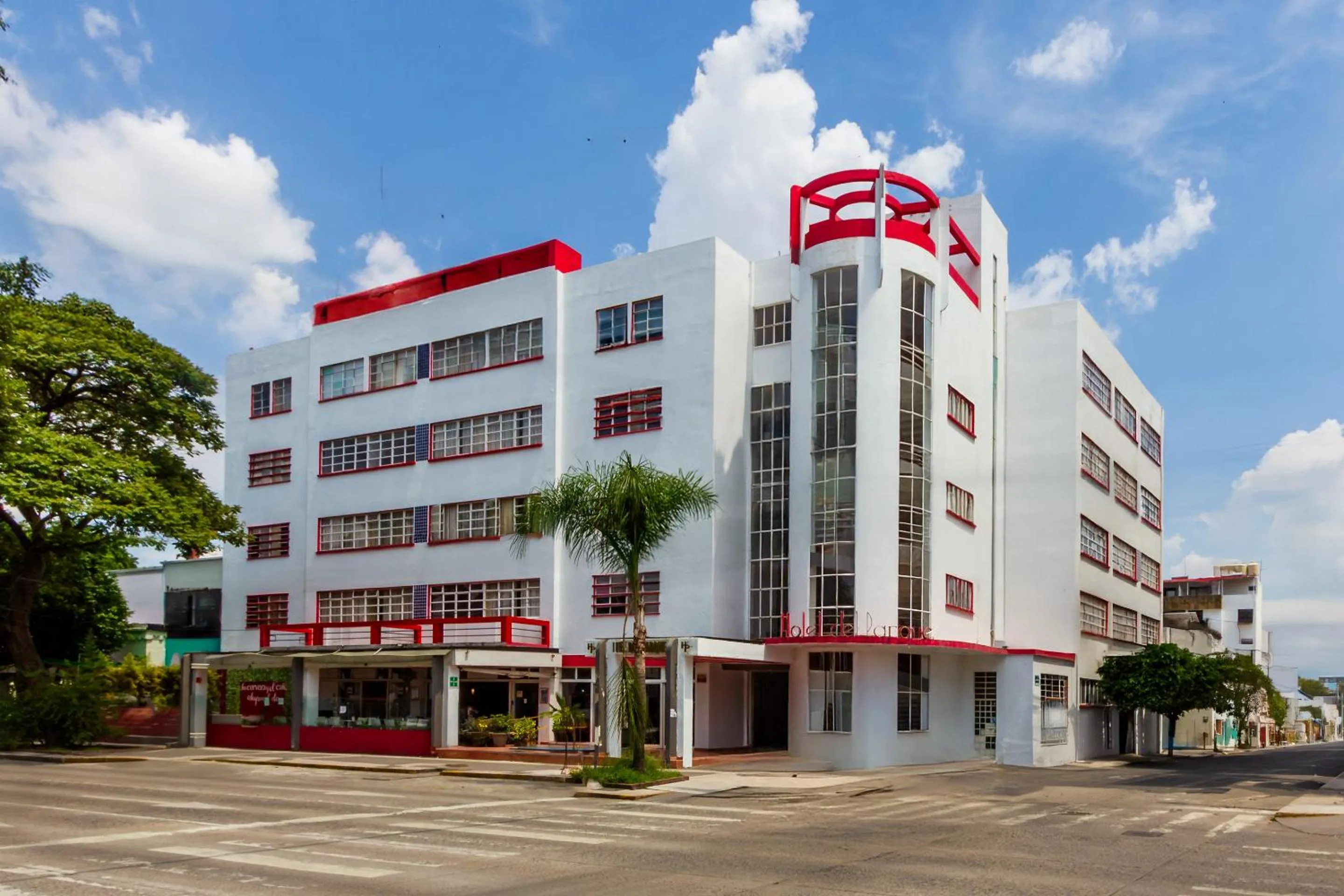 Property building in OYO Hotel Del Parque