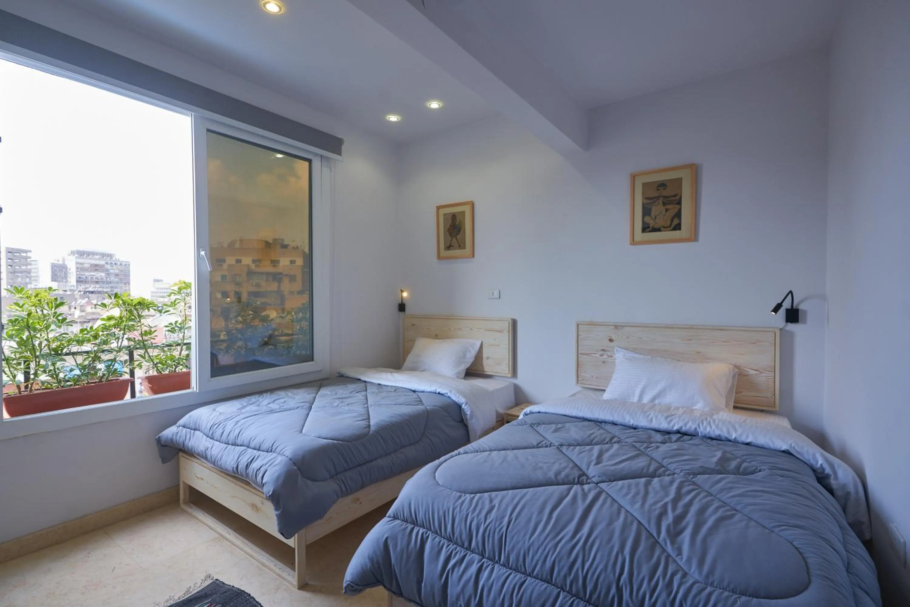 Twin Room with Private Bathroom - single occupancy in Madina Hostel