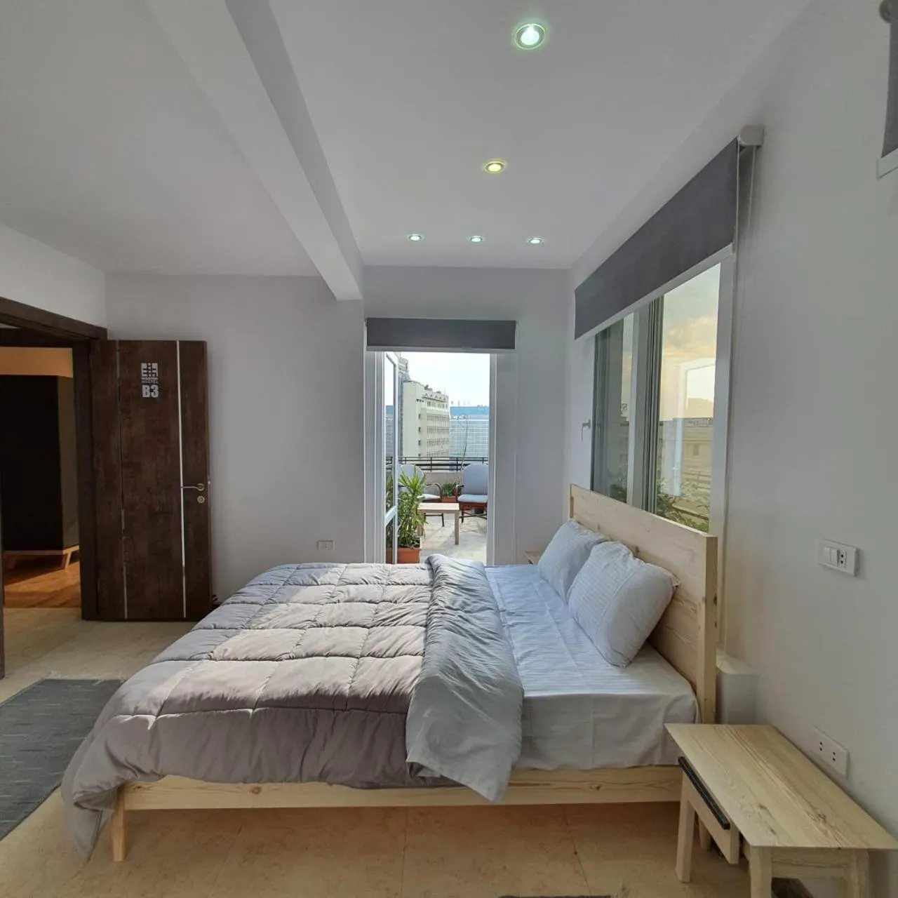 Deluxe Double Room with Balcony in Madina Hostel