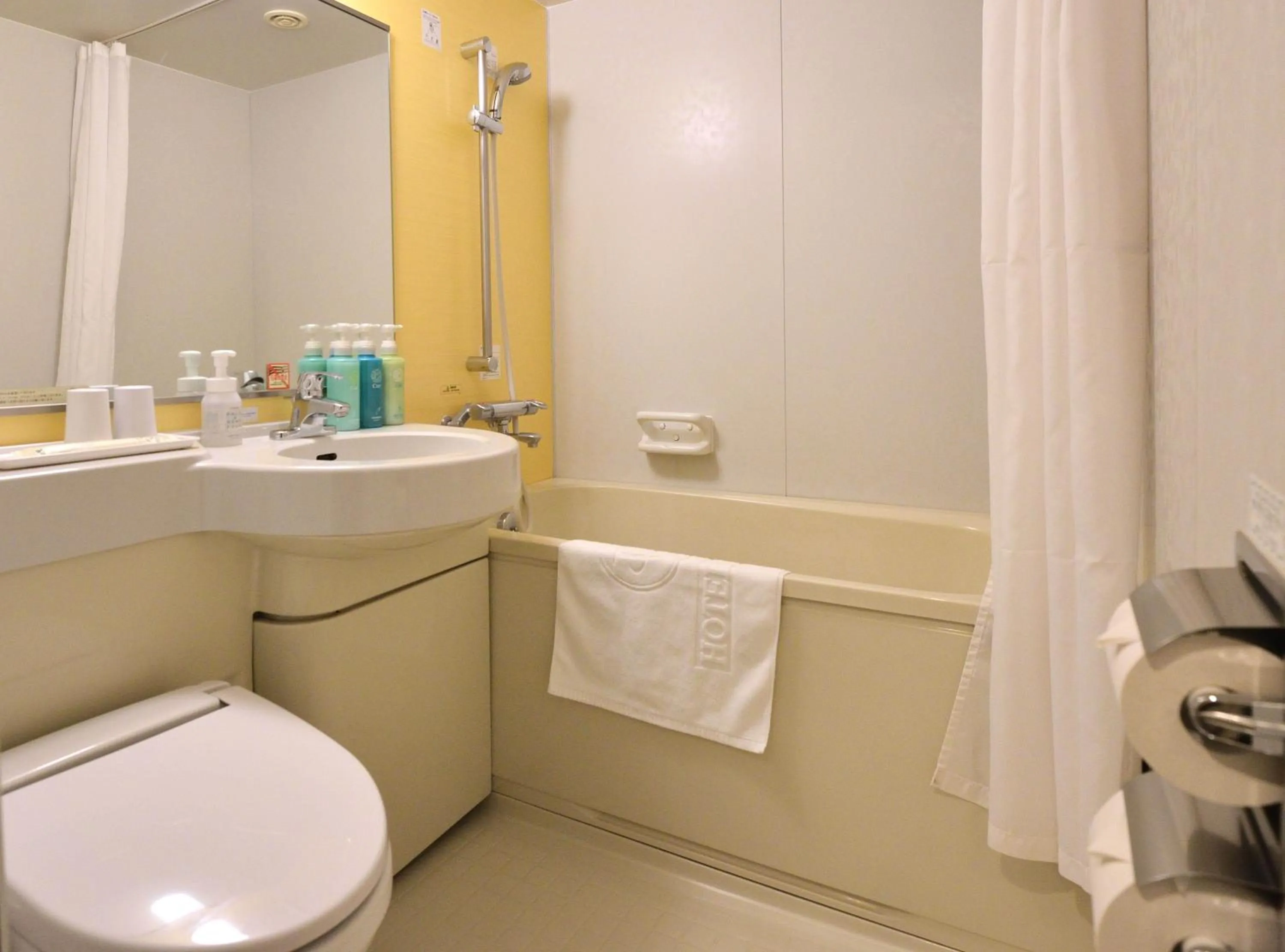 Shower in Hotel Urbic Kagoshima