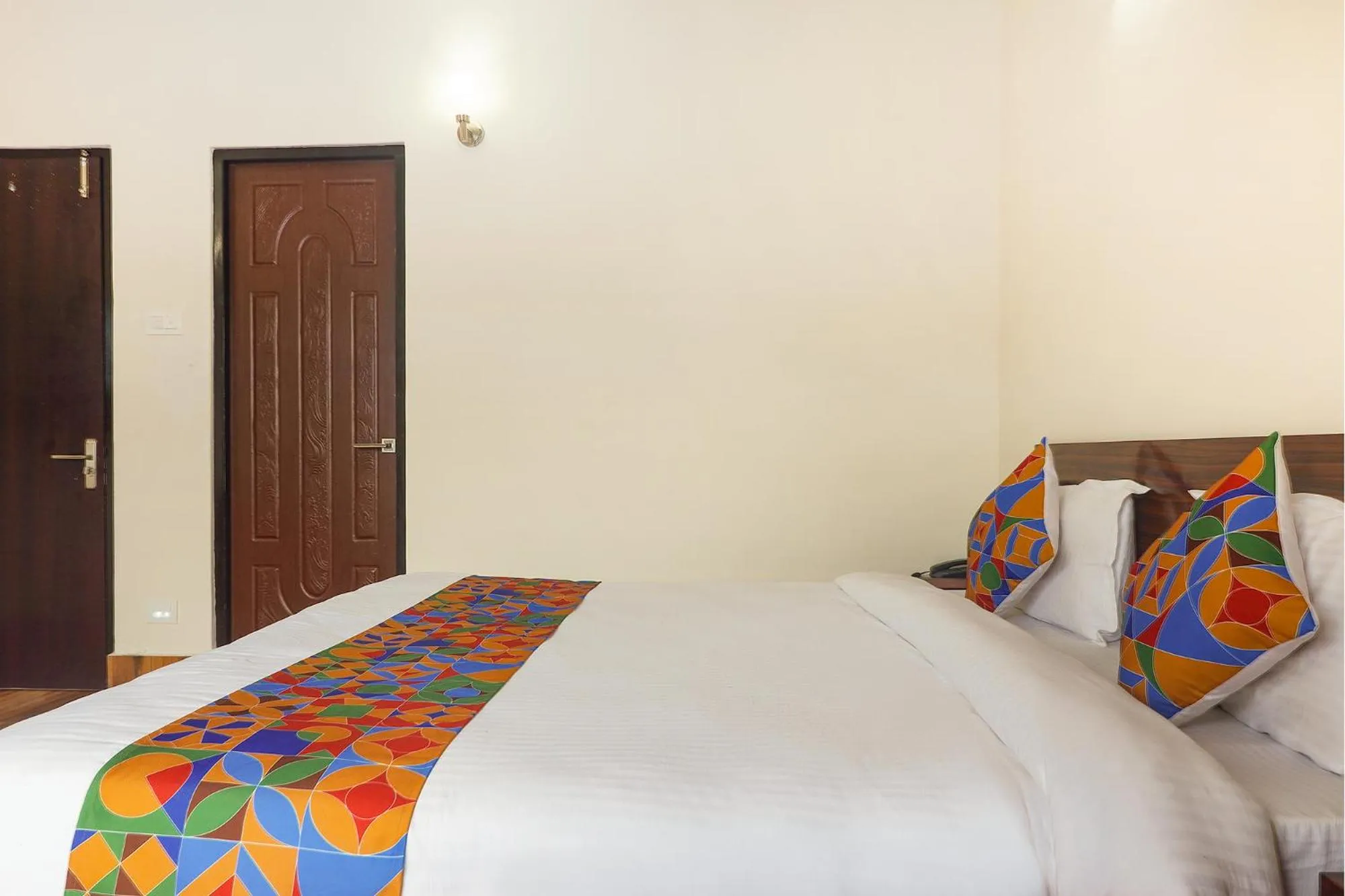 Photo of the whole room in FabHotel Kutighar Regency