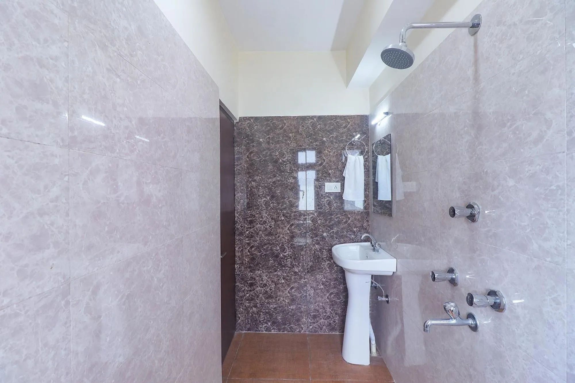 Bathroom in FabHotel Kutighar Regency