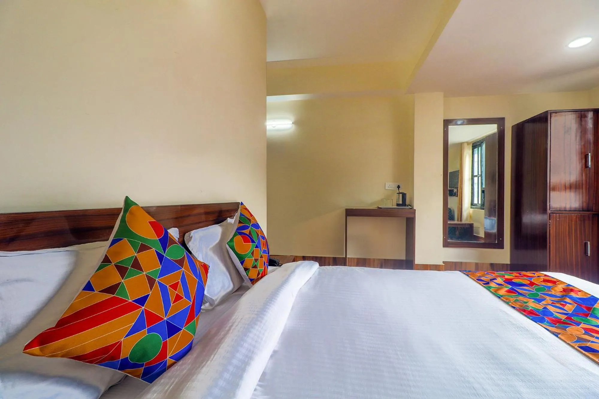 Photo of the whole room in FabHotel Kutighar Regency