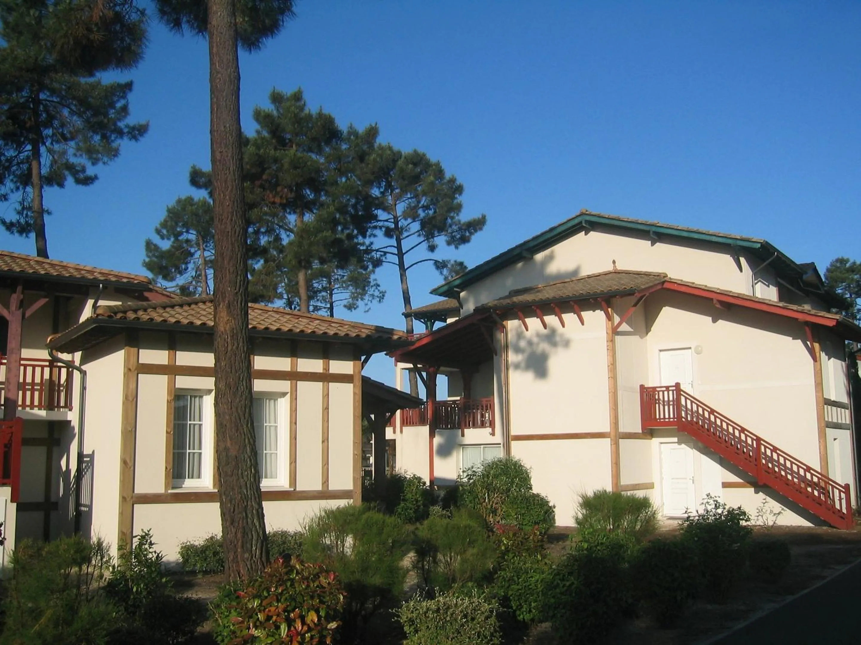 Property building in Résidence Odalys Les Greens du Bassin