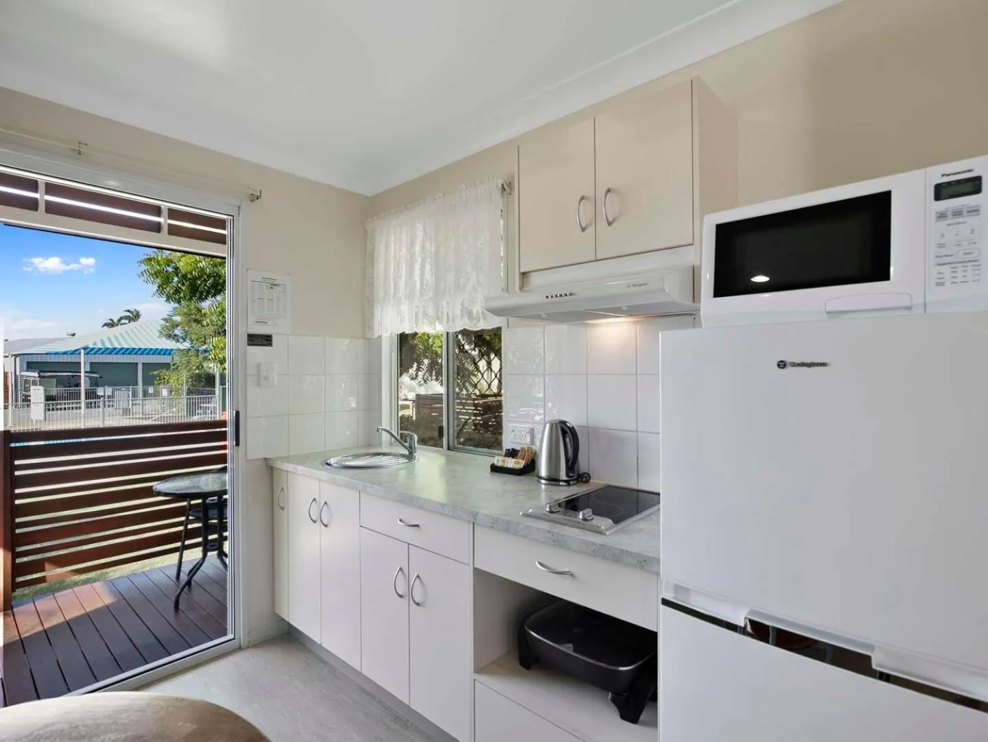 Kitchen or kitchenette in Queens Beach Tourist Village