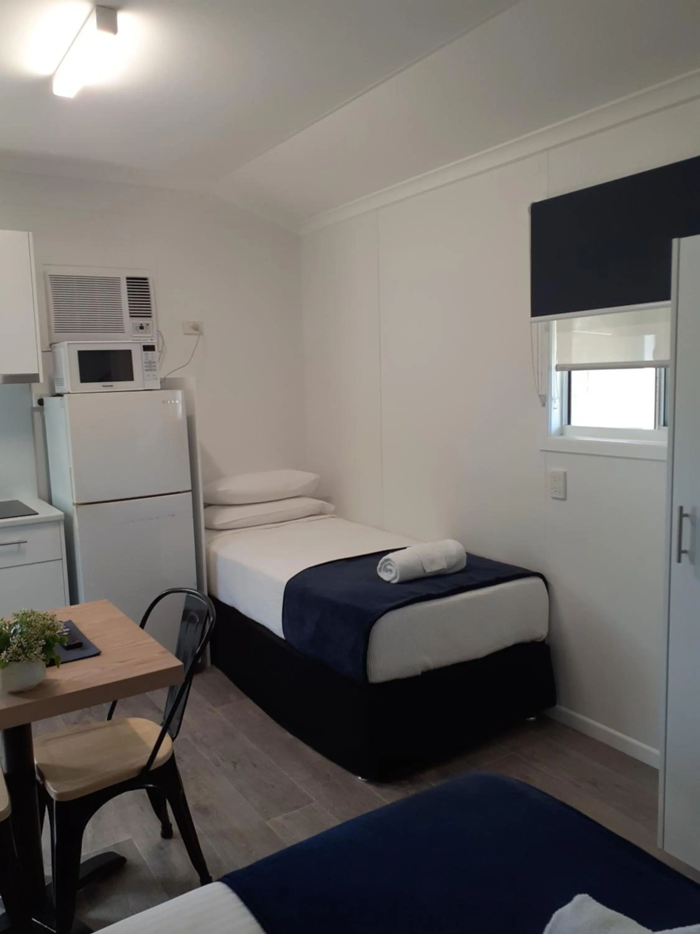 Bed in Queens Beach Tourist Village