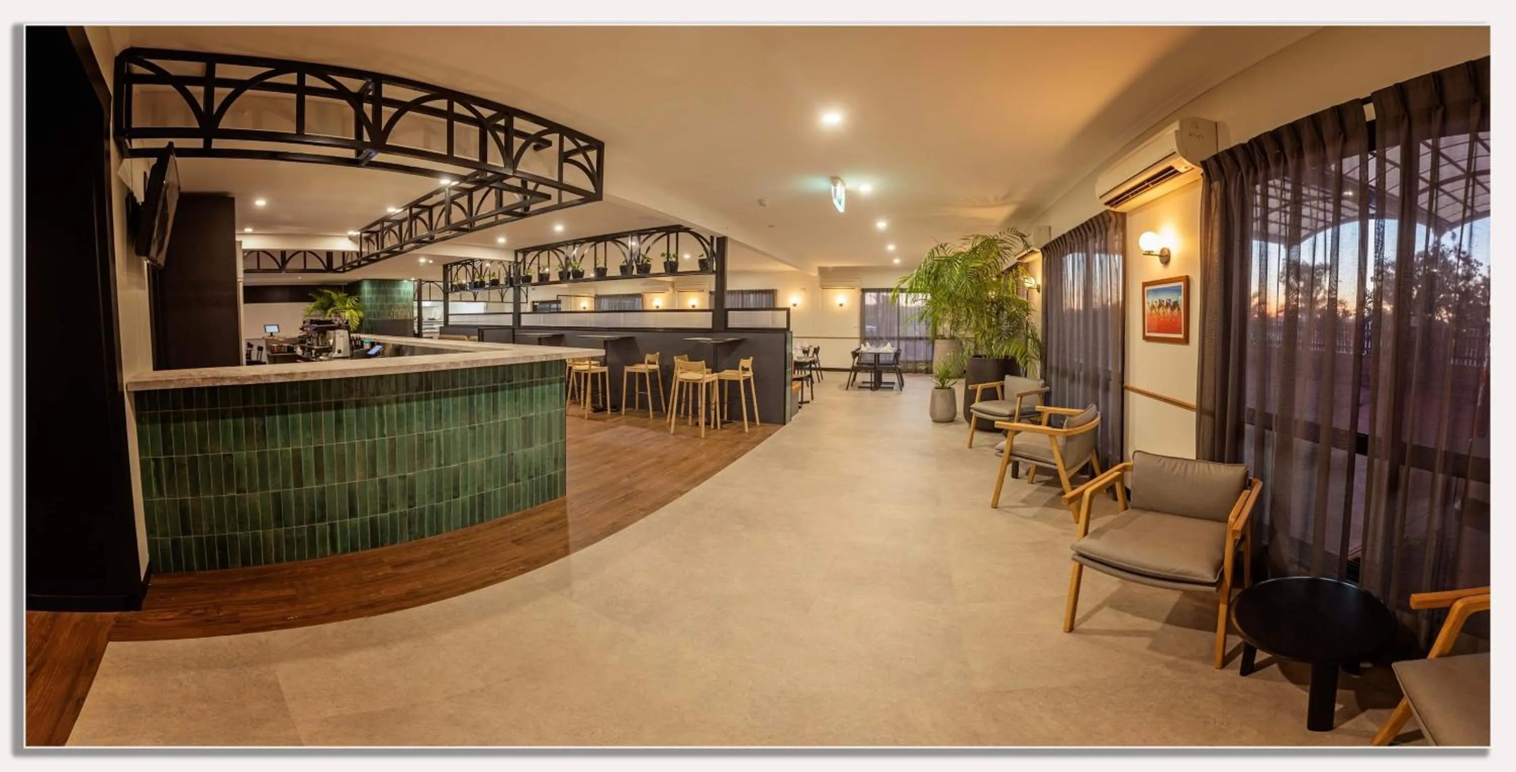 Restaurant/places to eat in Mia Mia House in the Desert