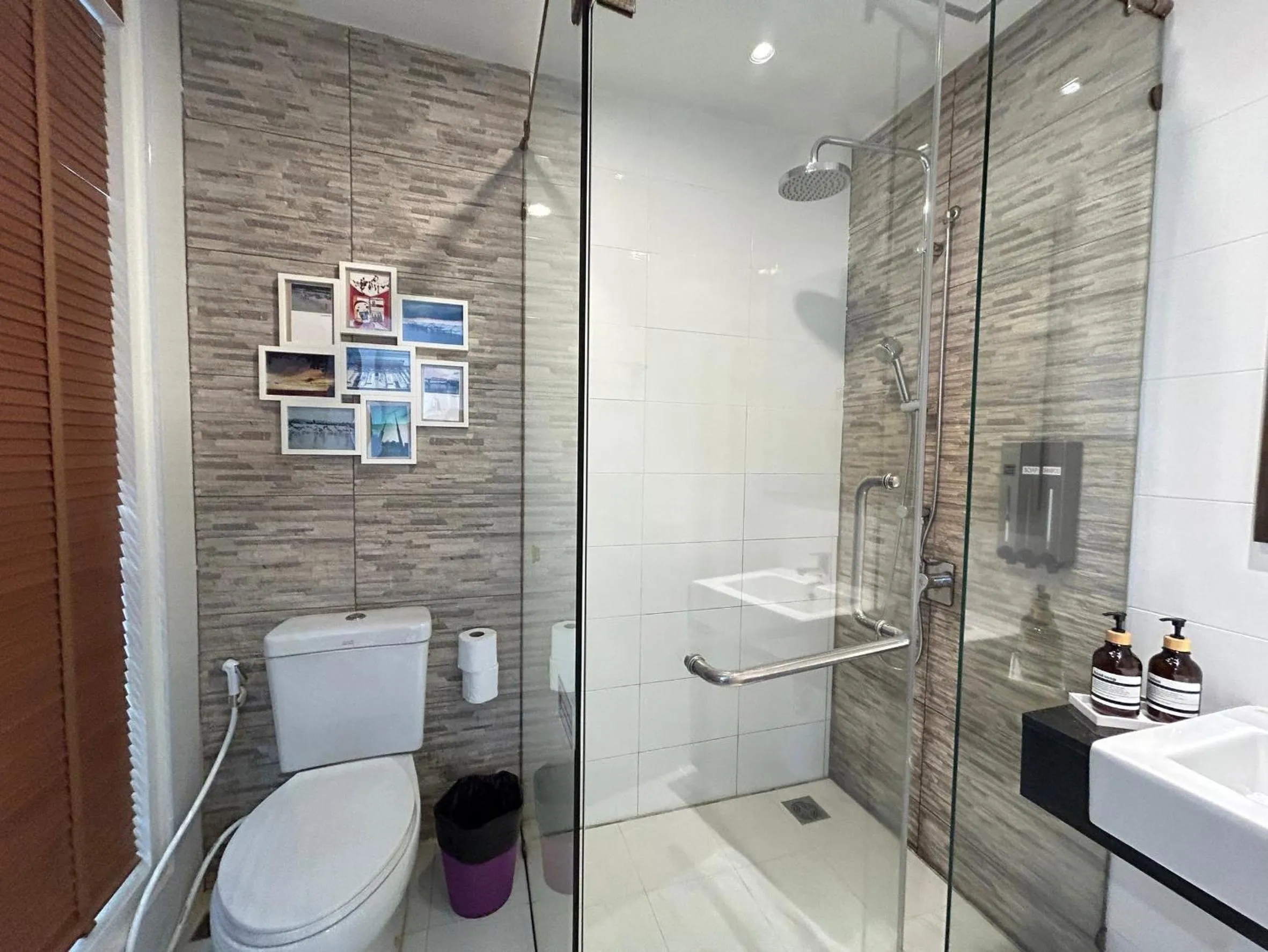 Toilet in Clear House Resort - SHA Extra Plus