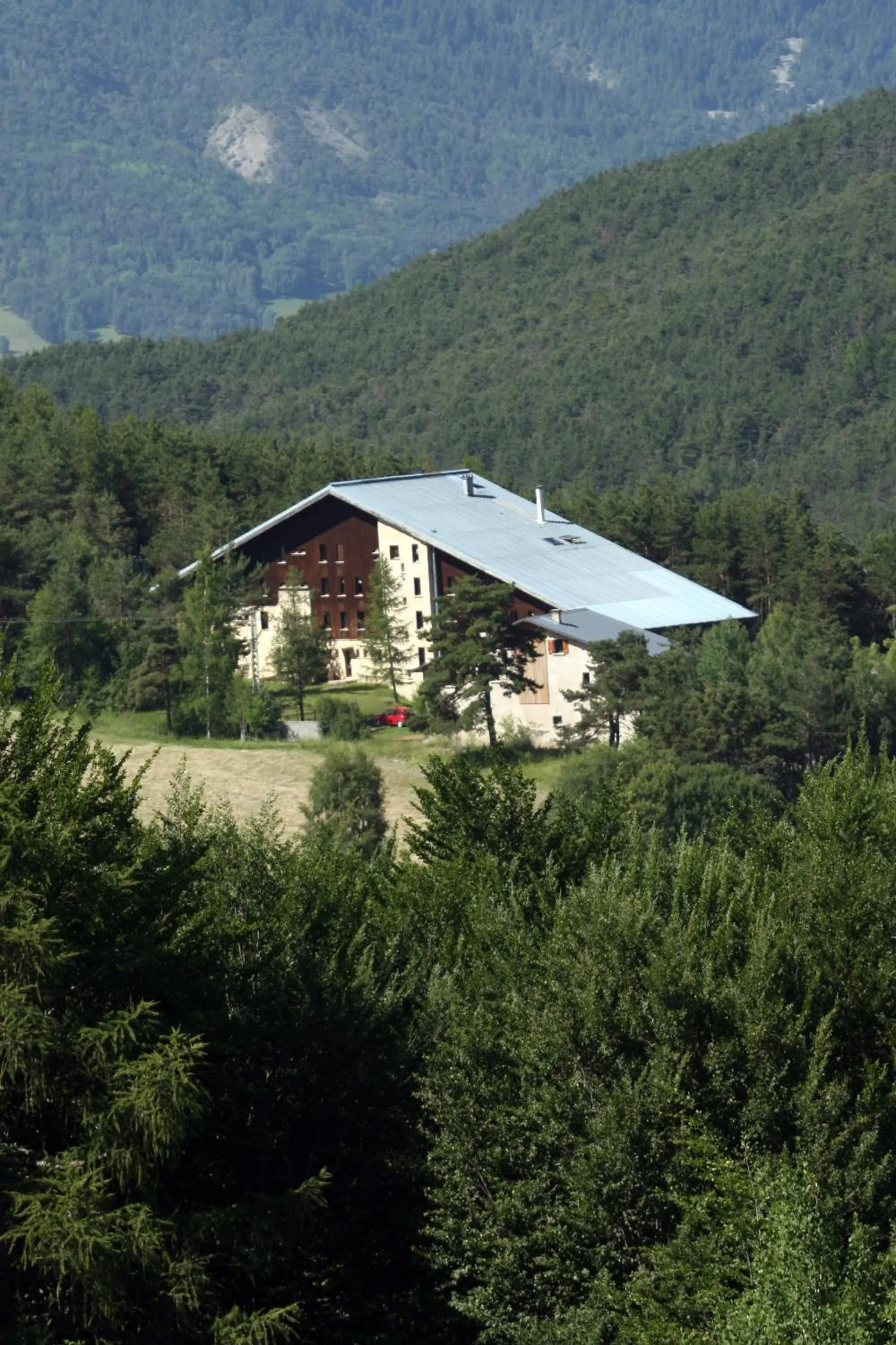 Property building in Domaine de l'Adoux
