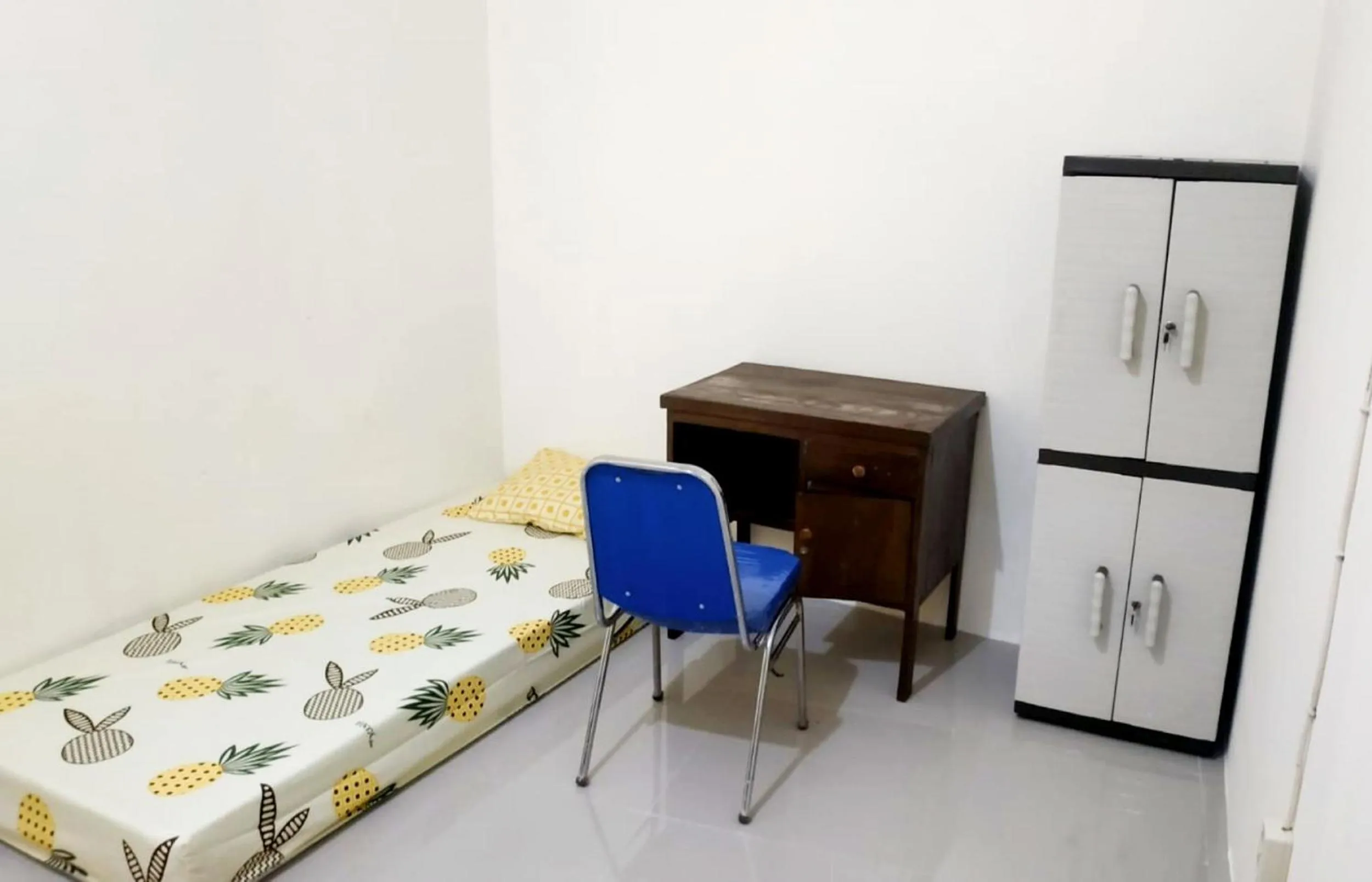 Bathroom, Bed in Kabin Kapsule UI Depok - Male Only