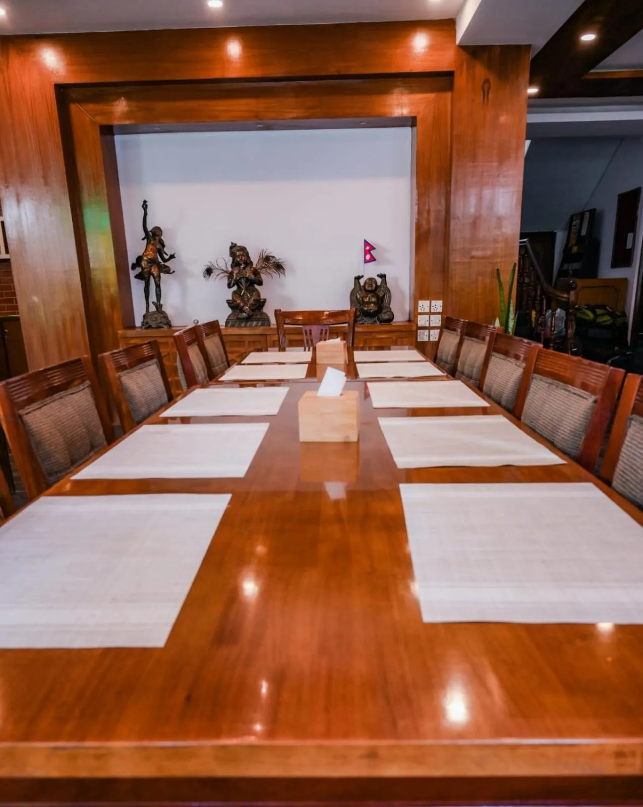 Restaurant/places to eat in Kathmandu Prince Hotel