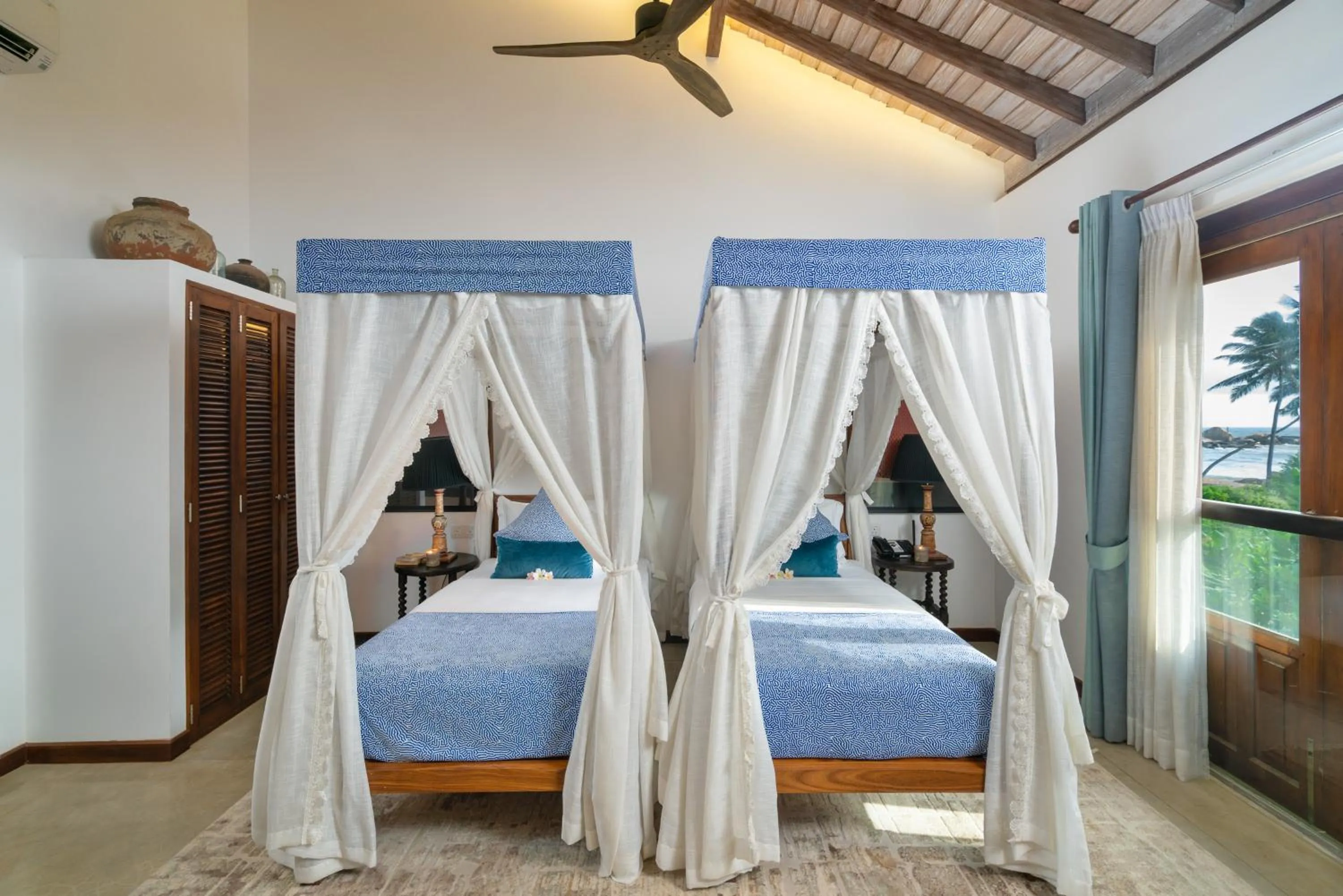 Bed in Sundara by Mosvold