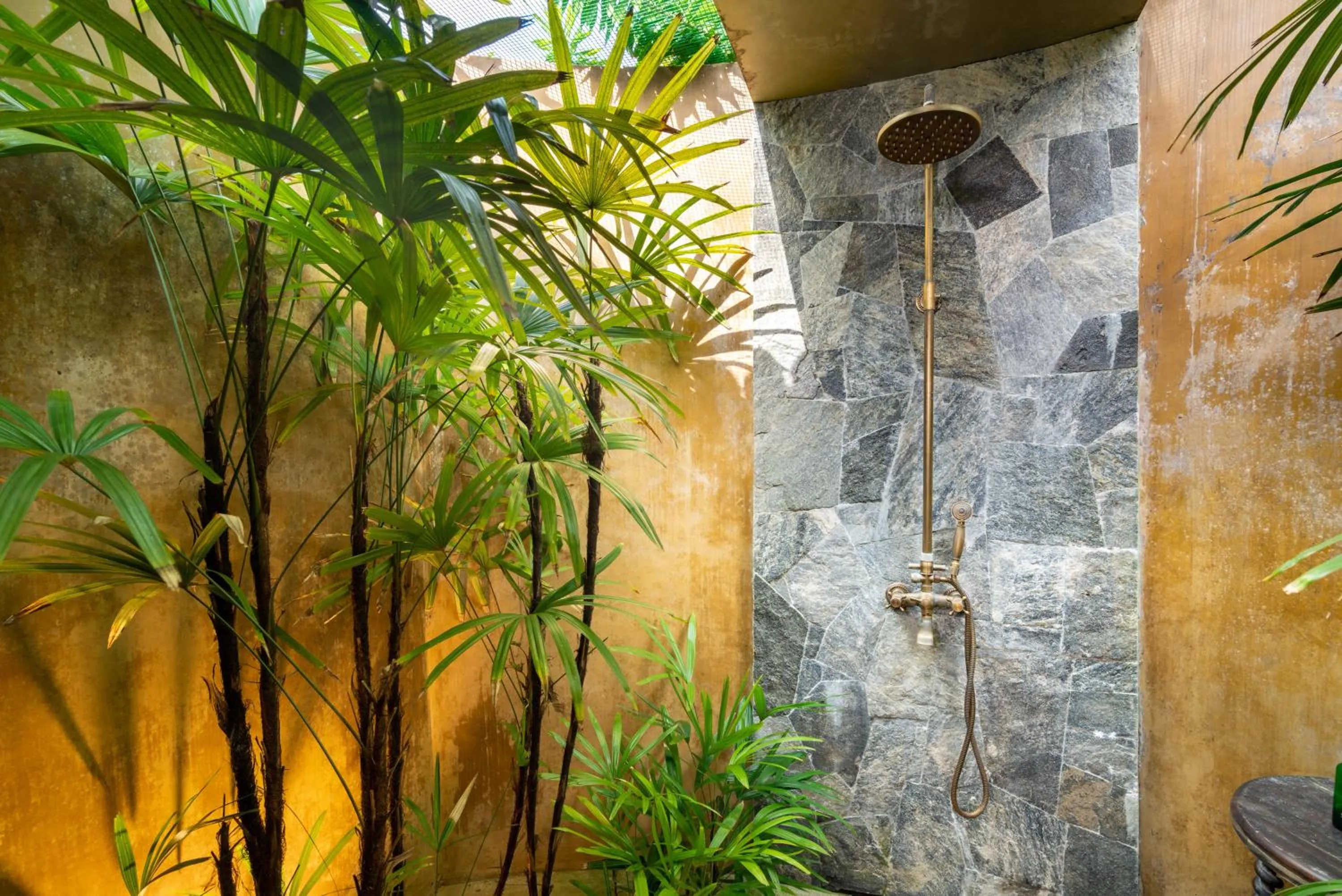 Bathroom in Sundara by Mosvold