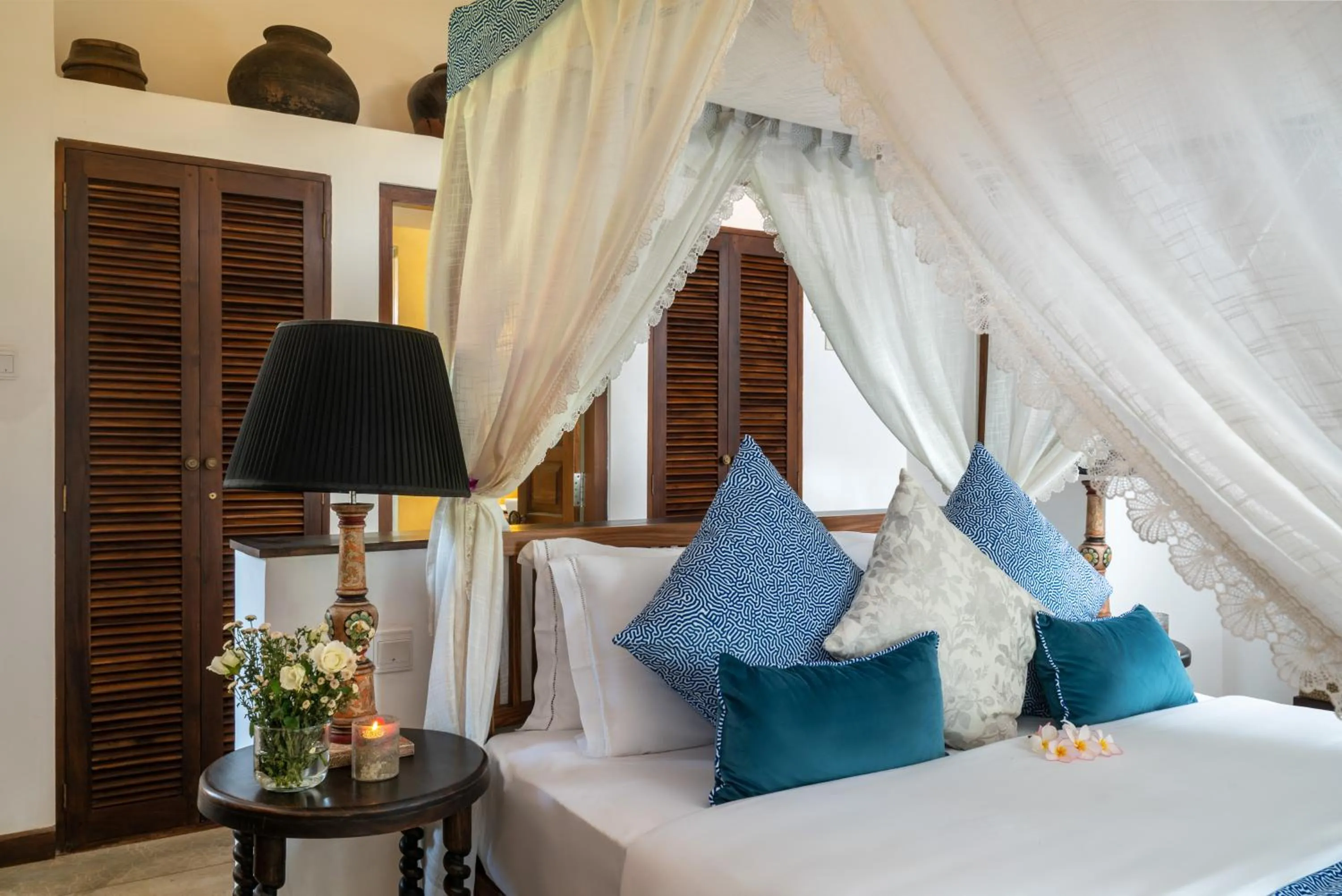 Bed in Sundara by Mosvold