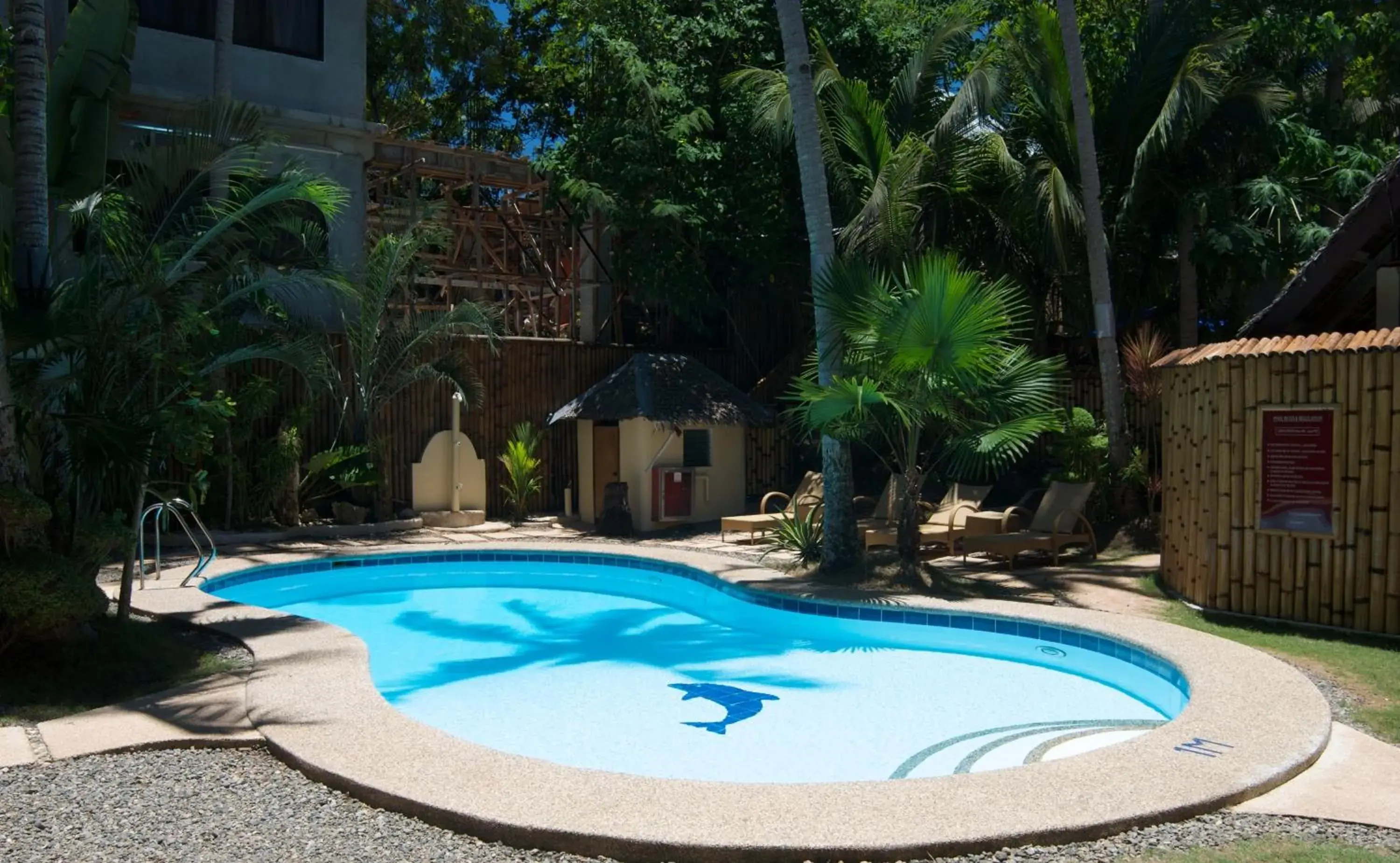 Swimming pool in Alona Vida Beach Resort Swimming pool in Alona Vida Beach Resort