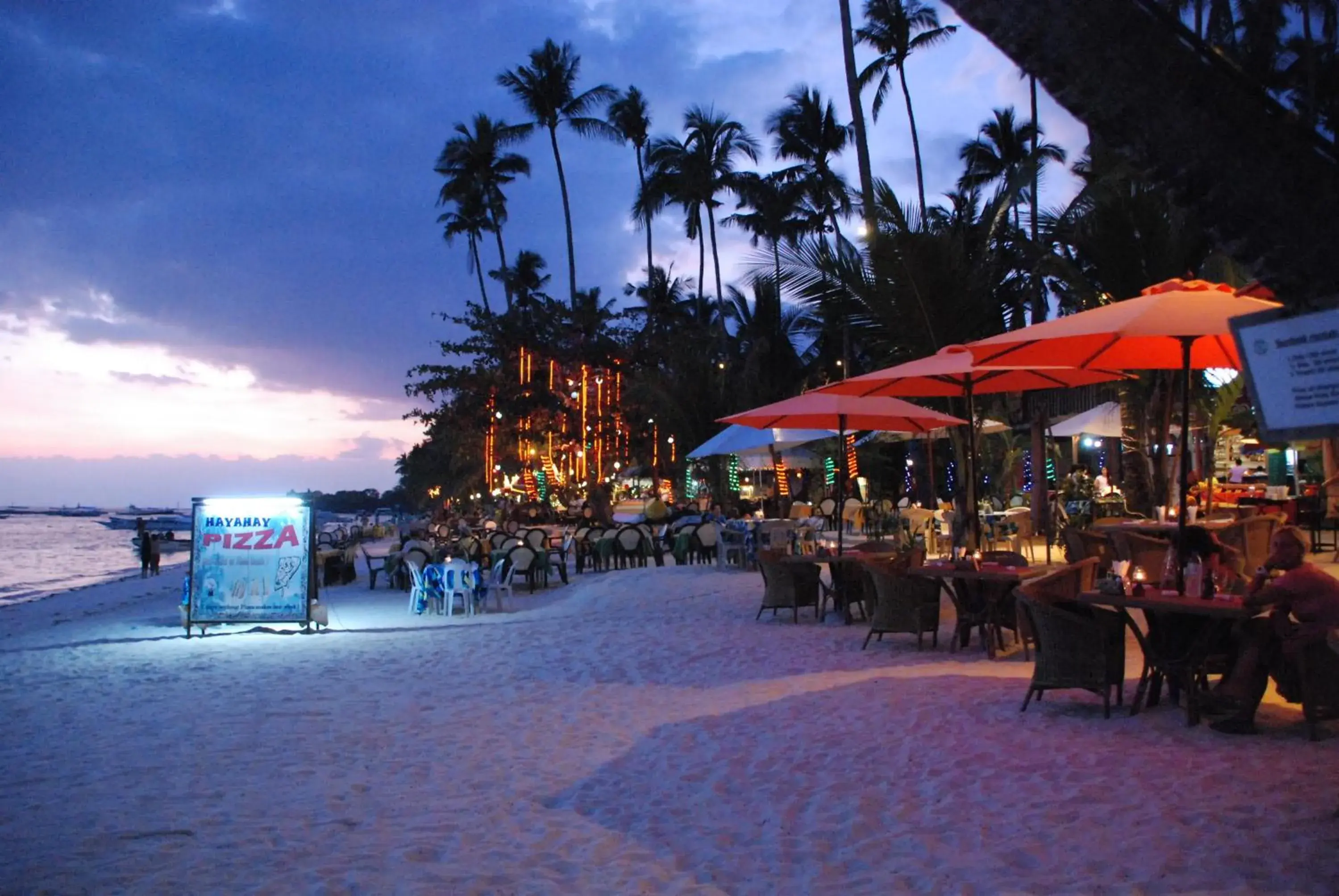 Restaurant/places to eat in Alona Vida Beach Resort Restaurant/places to eat in Alona Vida Beach Resort