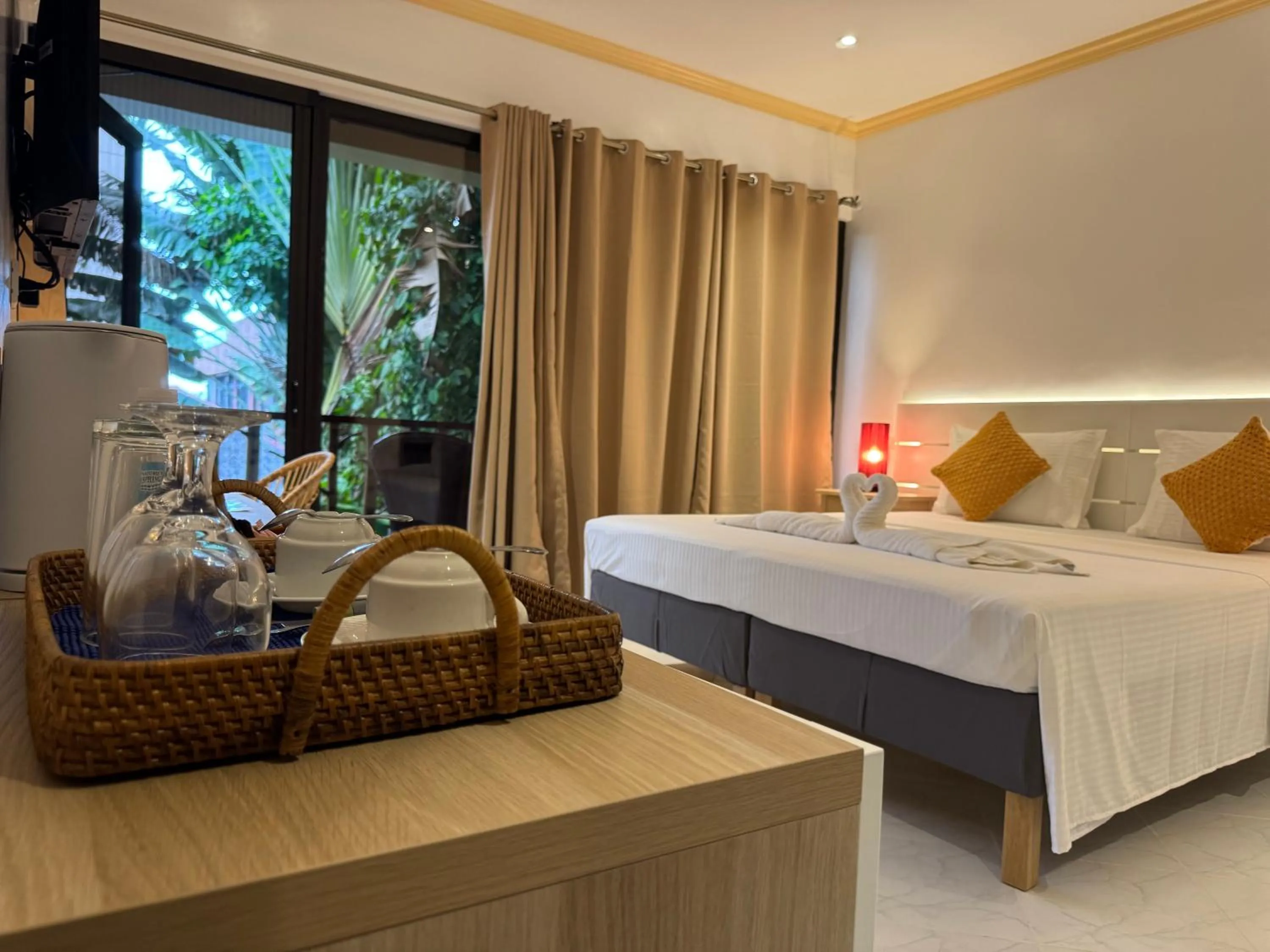 Bed in Alona Vida Beach Resort