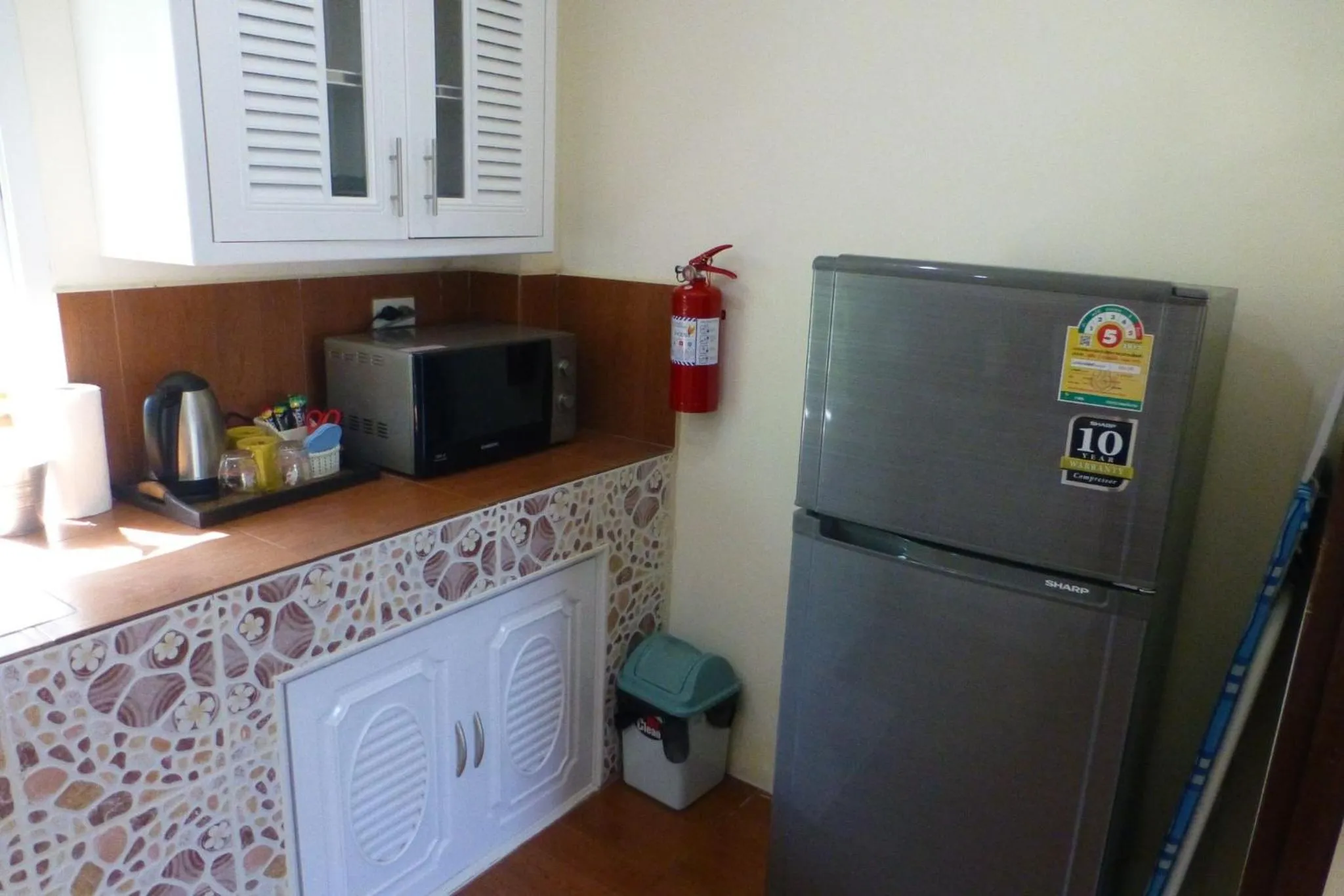 kitchen in 1 bedroom pool Villa Tropical fruit garden Fast Wifi Smart Tv