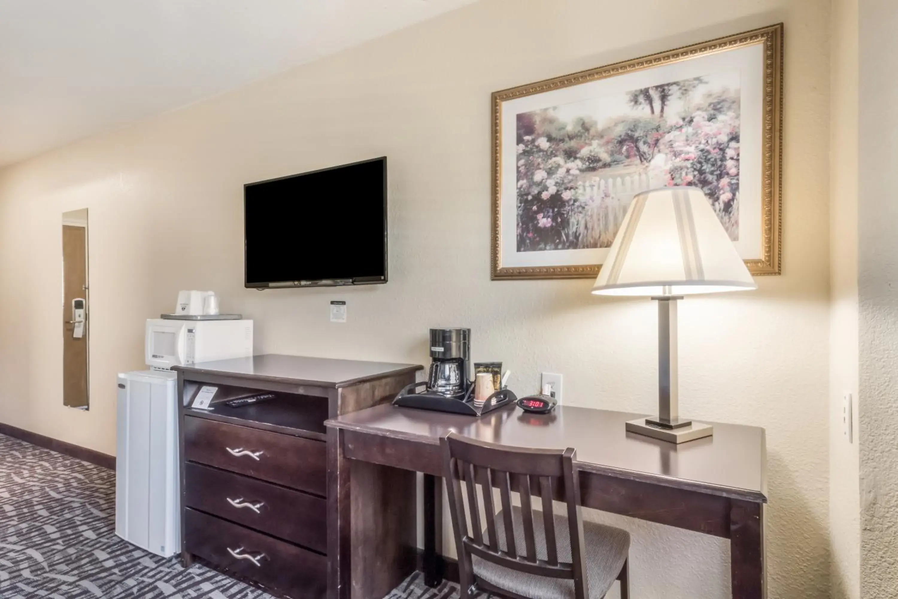 Standard King Room in PACIFIC DRIFT San Francisco Pacifica Standard King Room in PACIFIC DRIFT San Francisco Pacifica