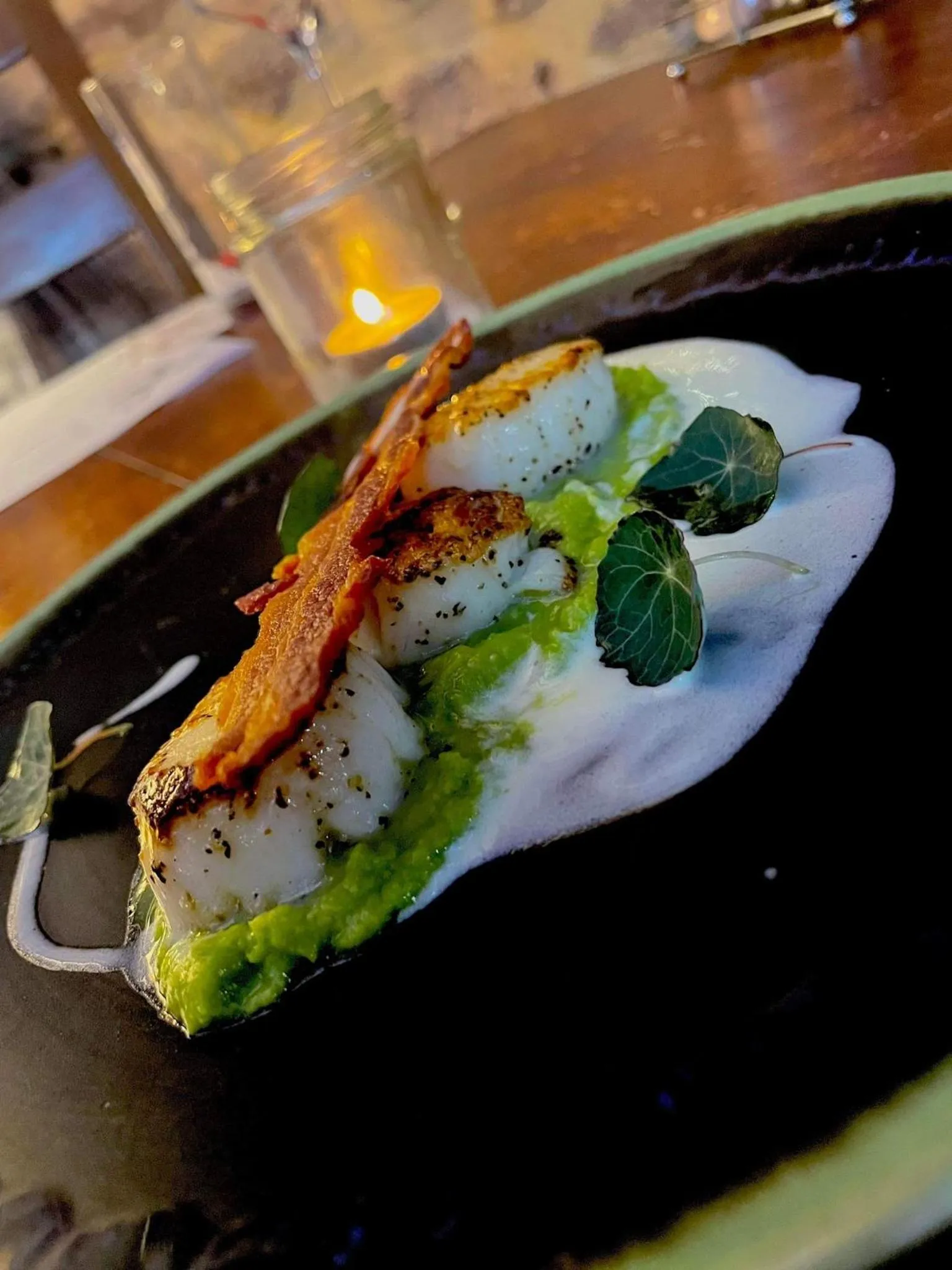 Restaurant/places to eat in Crosskeys Inn Guest Rooms in Wye Valley