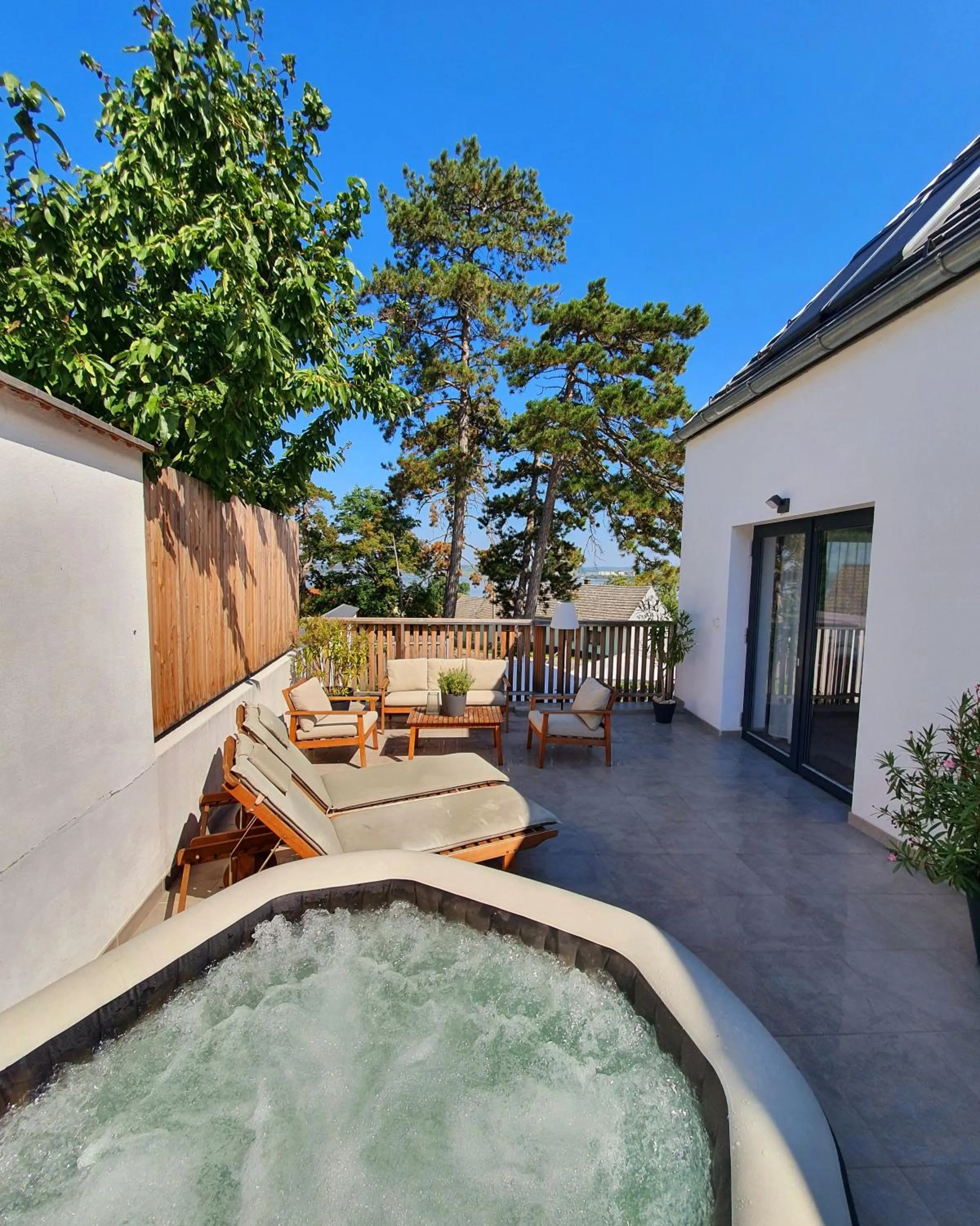 Day in Sousedi Pavlov