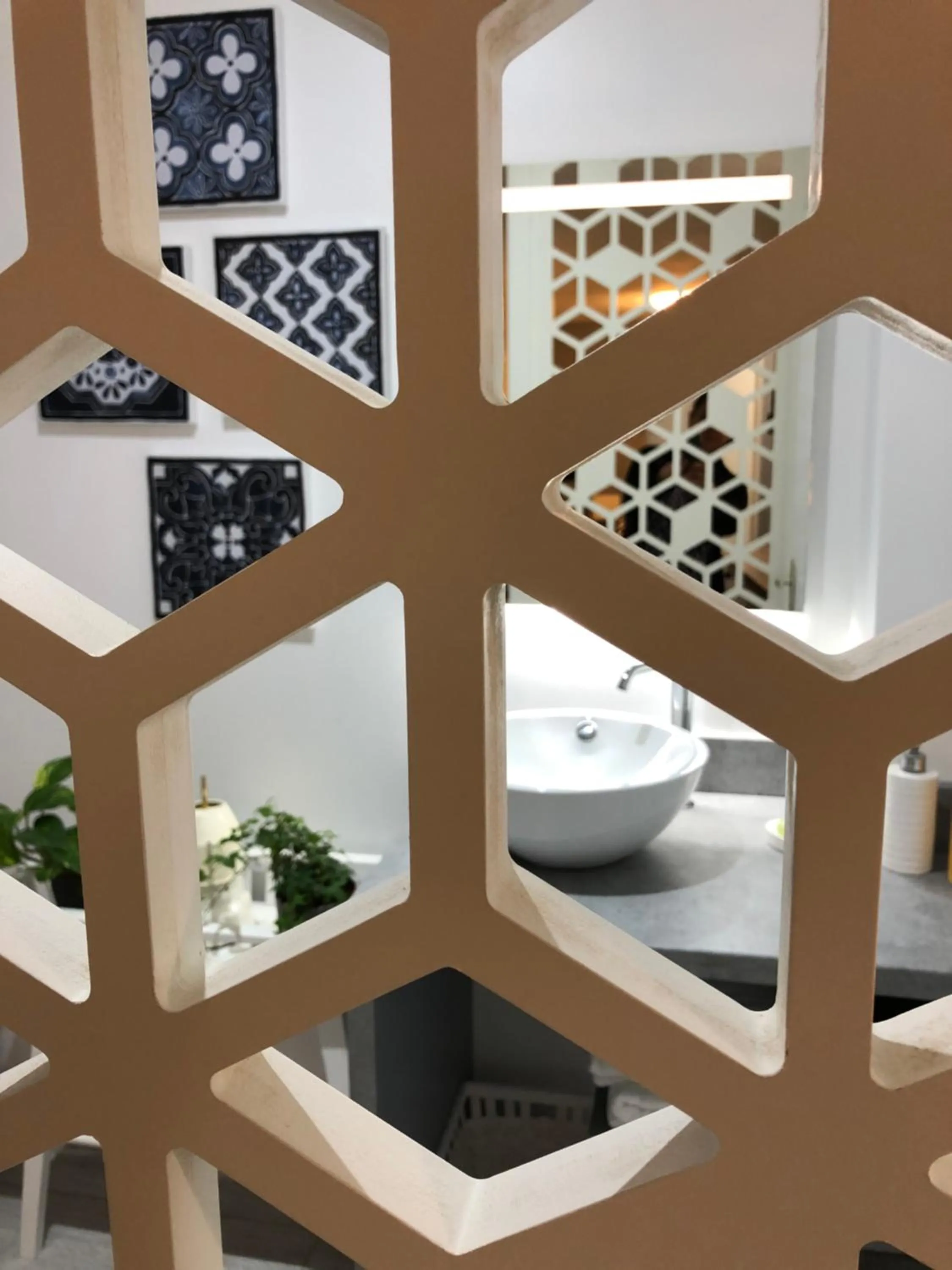 Shower in Maison Quatre Freres