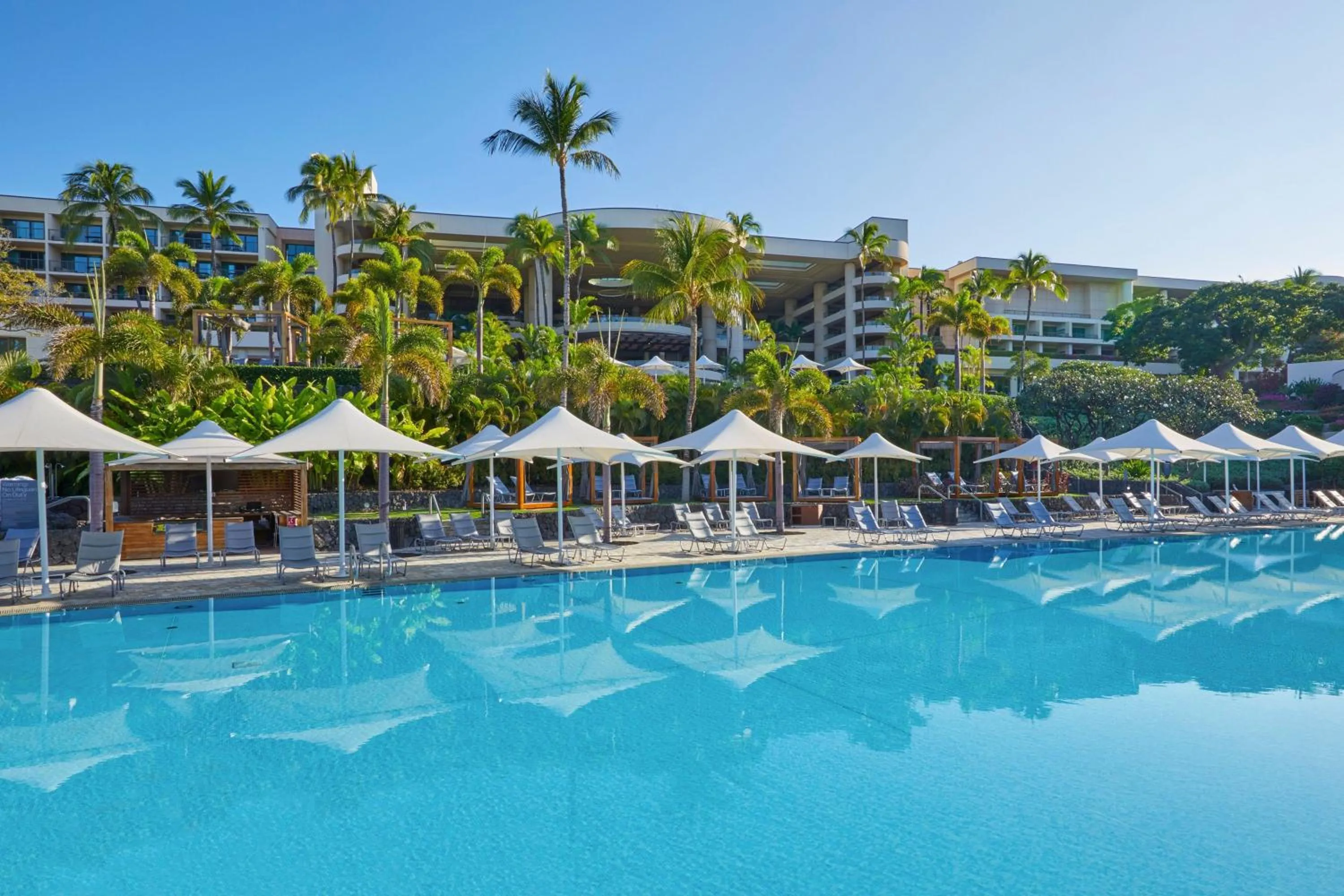 Swimming pool in The Westin Hapuna Beach Resort