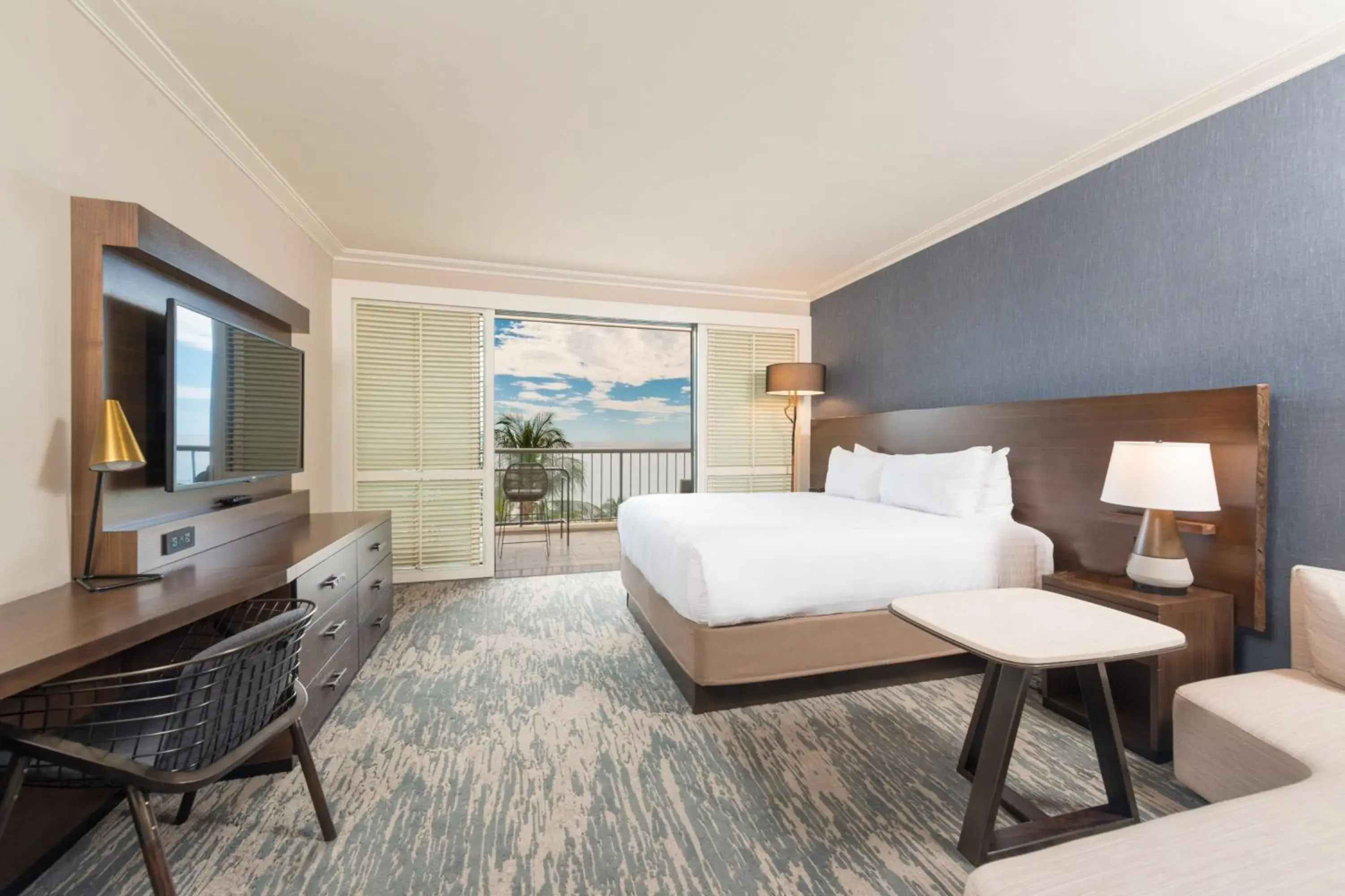 Photo of the whole room, Bed in The Westin Hapuna Beach Resort Photo of the whole room, Bed in The Westin Hapuna Beach Resort