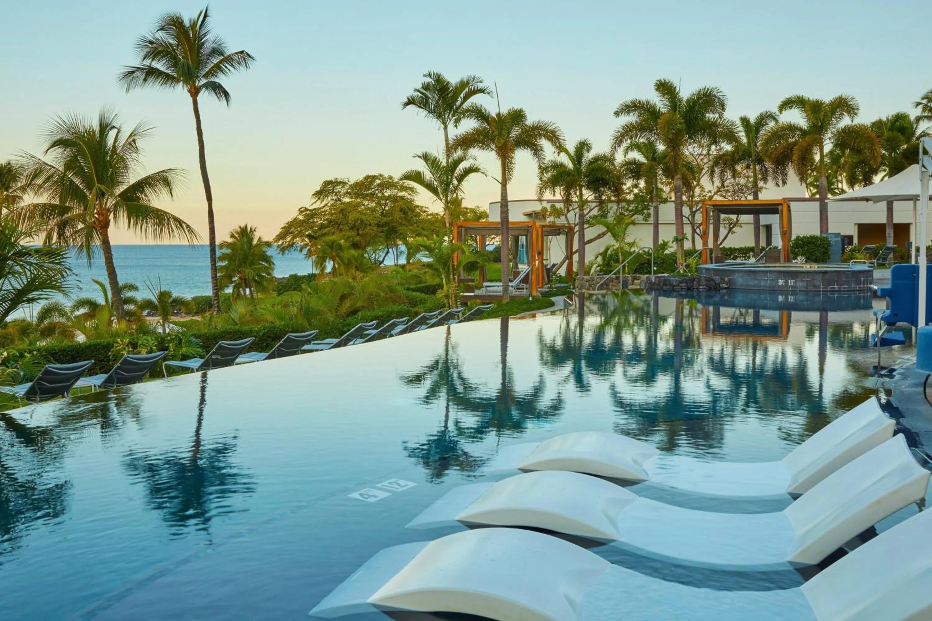 Swimming pool in The Westin Hapuna Beach Resort