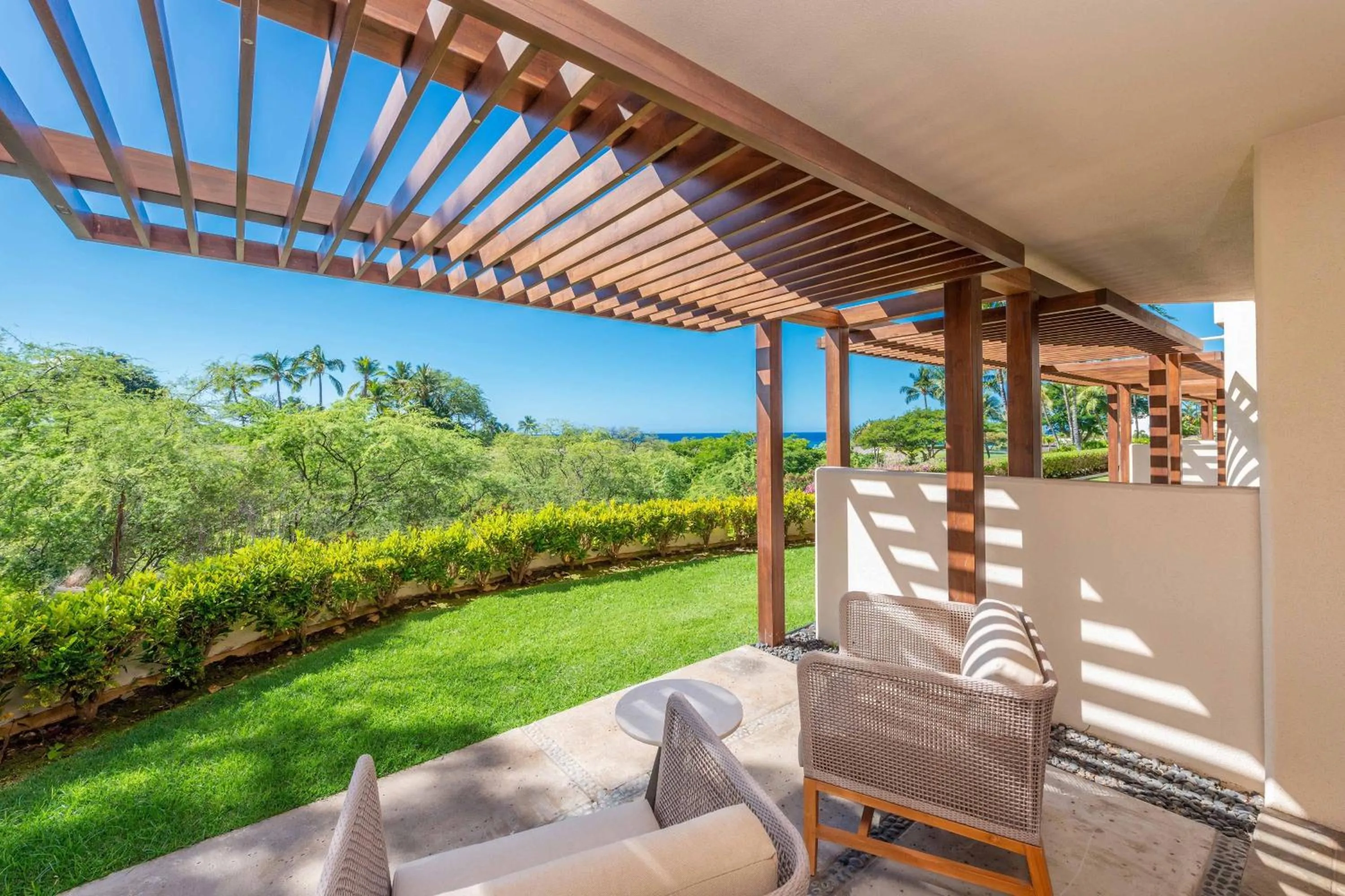 Photo of the whole room in The Westin Hapuna Beach Resort