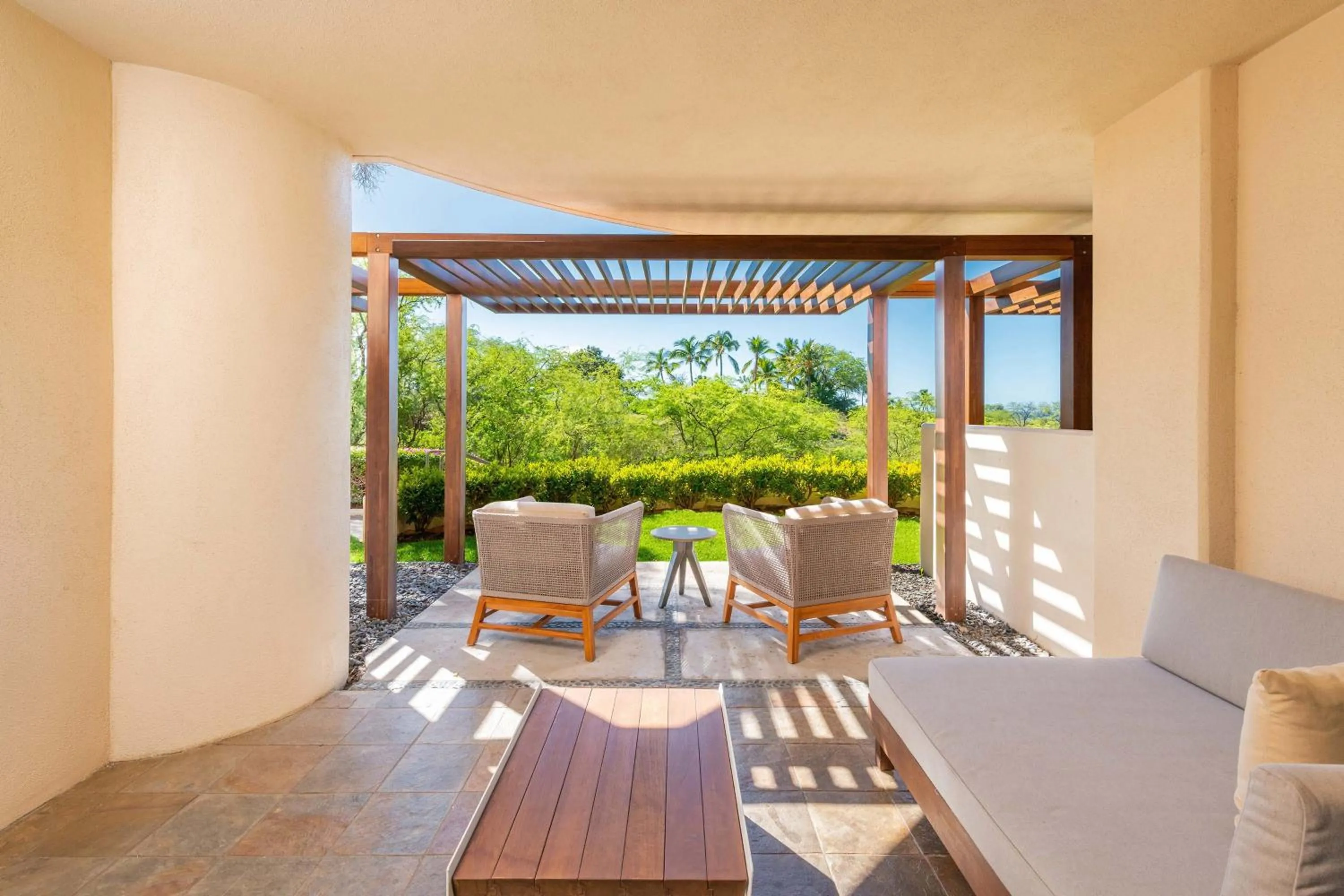 Photo of the whole room in The Westin Hapuna Beach Resort