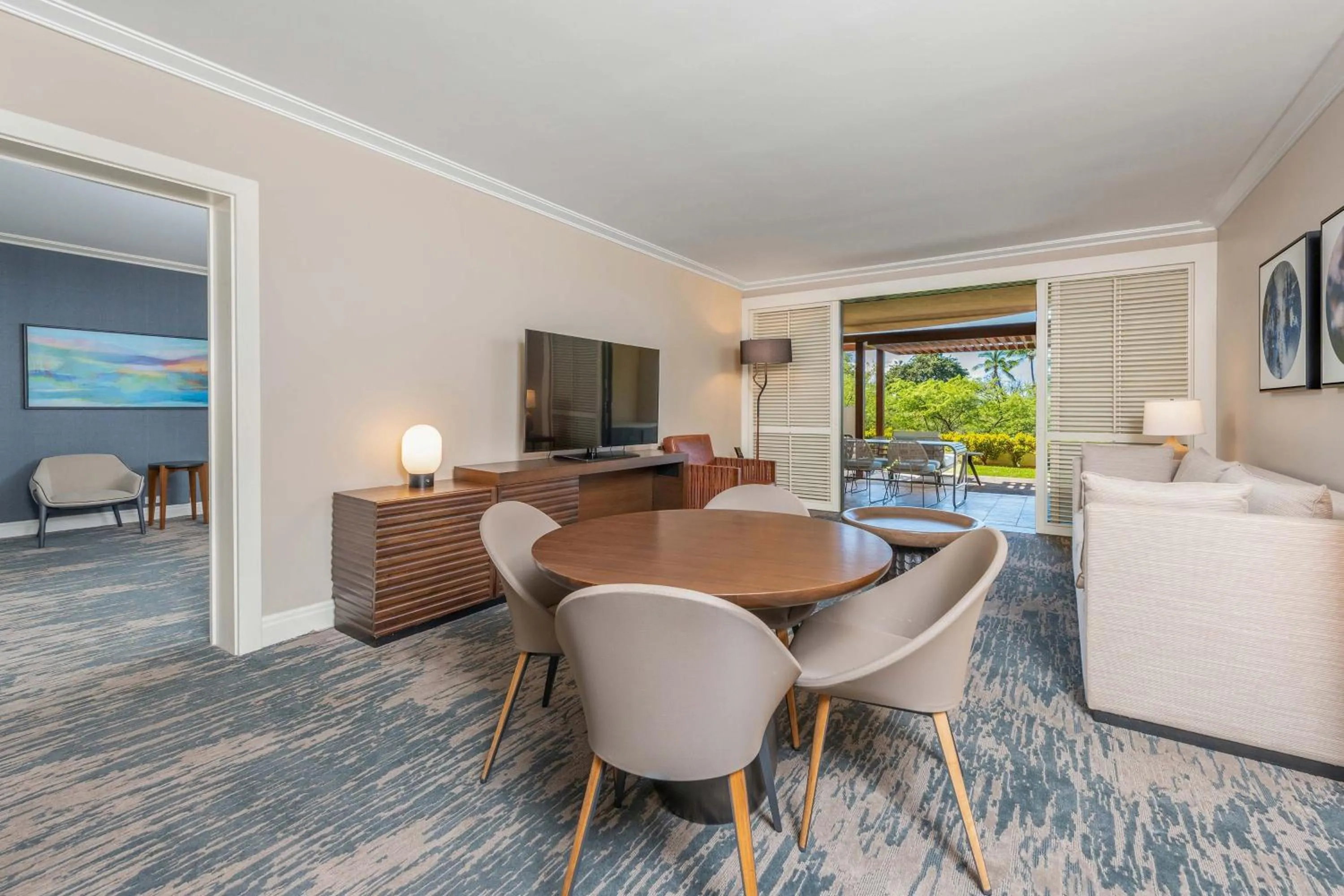 Photo of the whole room in The Westin Hapuna Beach Resort