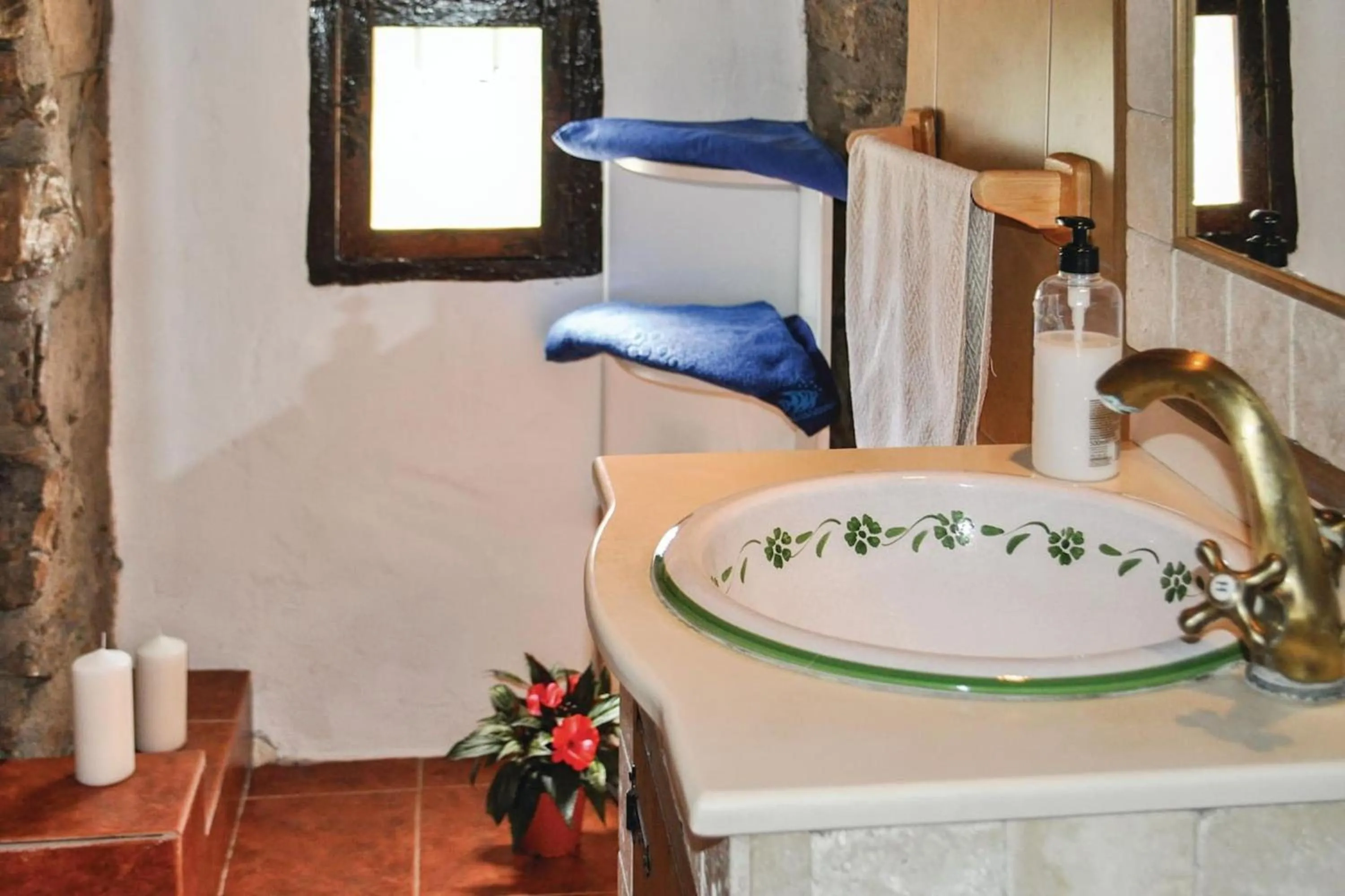 Bathroom in Charming Villa in Montefrío with Private Pool